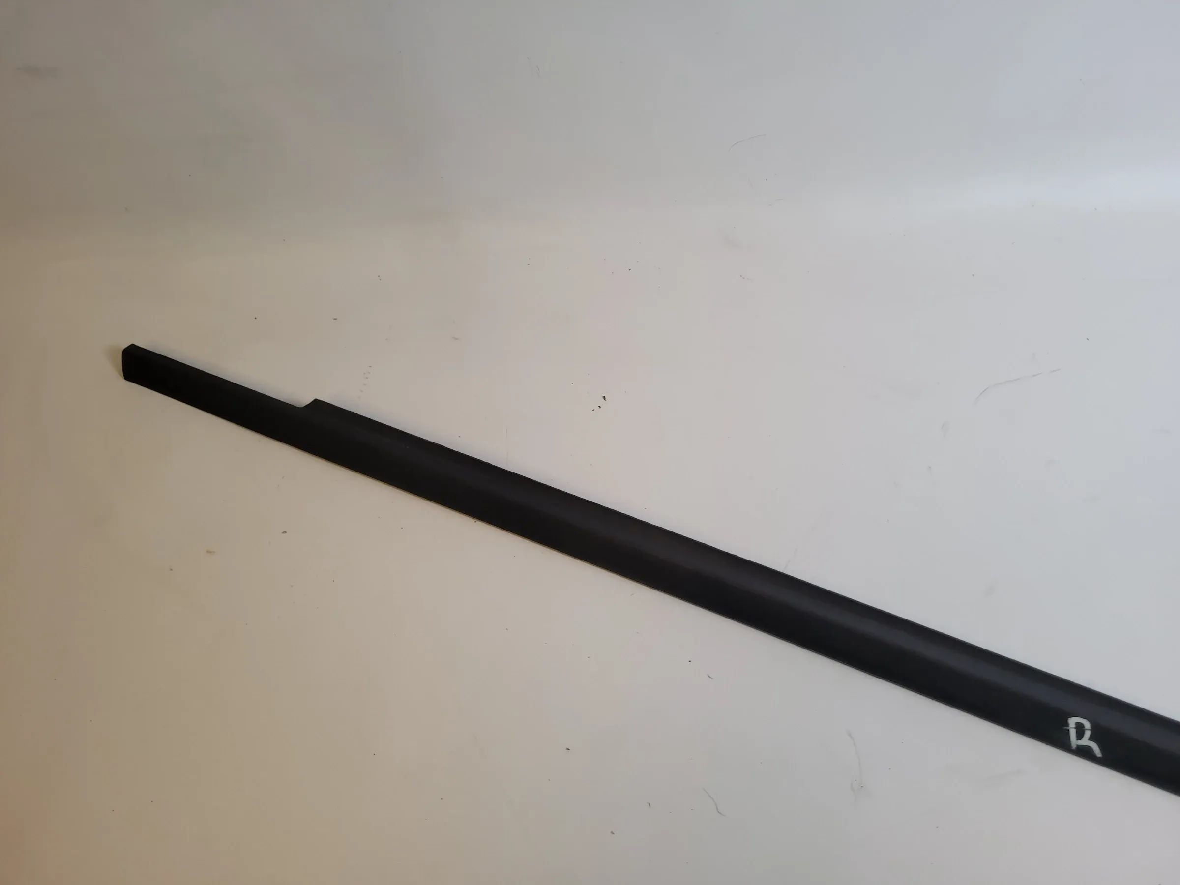 Fiat Punto Grande 199 Fensterschachtleiste Dichtung Vorne Rechts Original