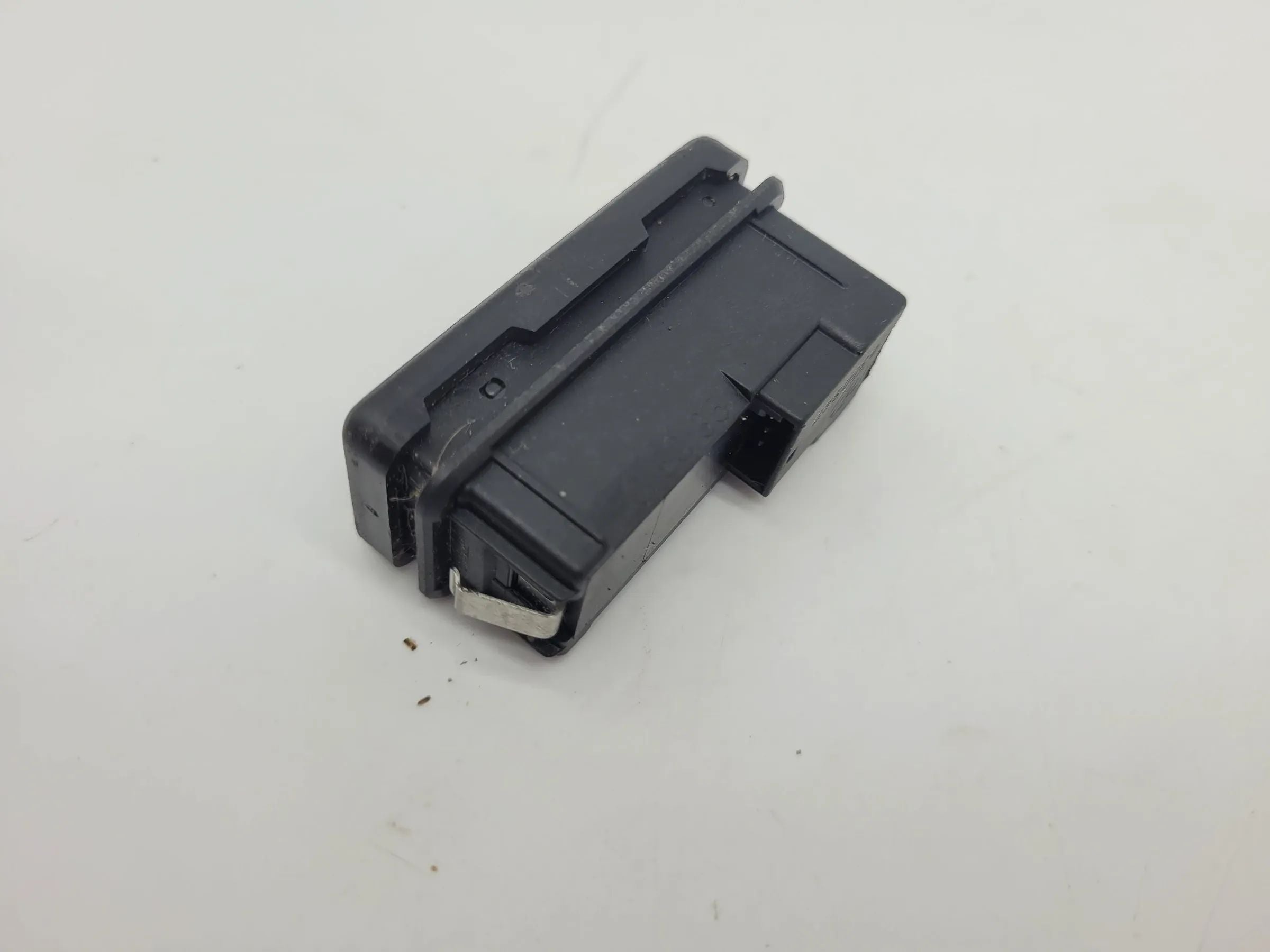 BMW 5er Touring E39 Warnblinkschalter 8350947 (Original)