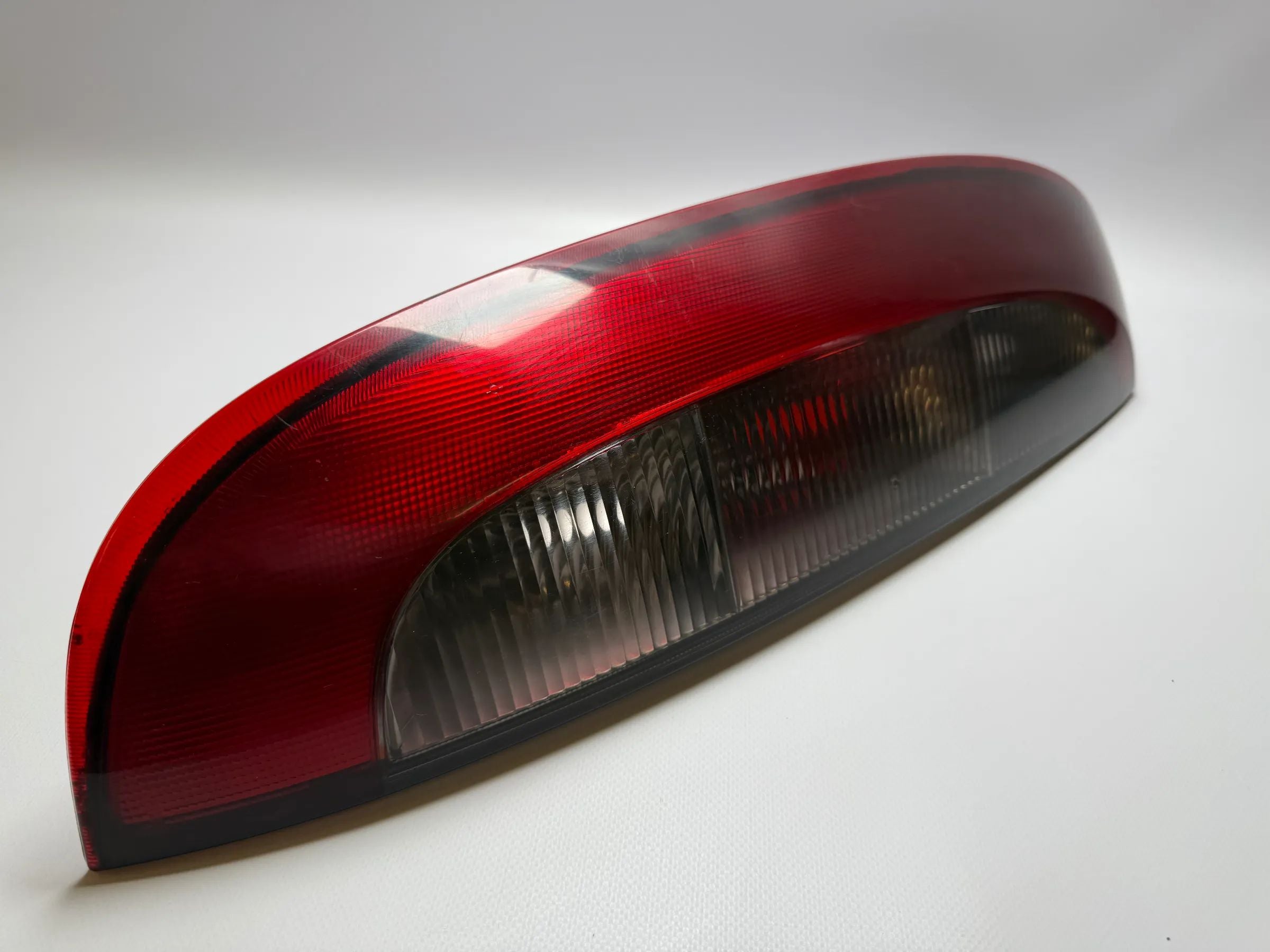 Original Opel Corsa C X01 Piloto Trasero Izquierdo Valeo 09114336 / 89302171