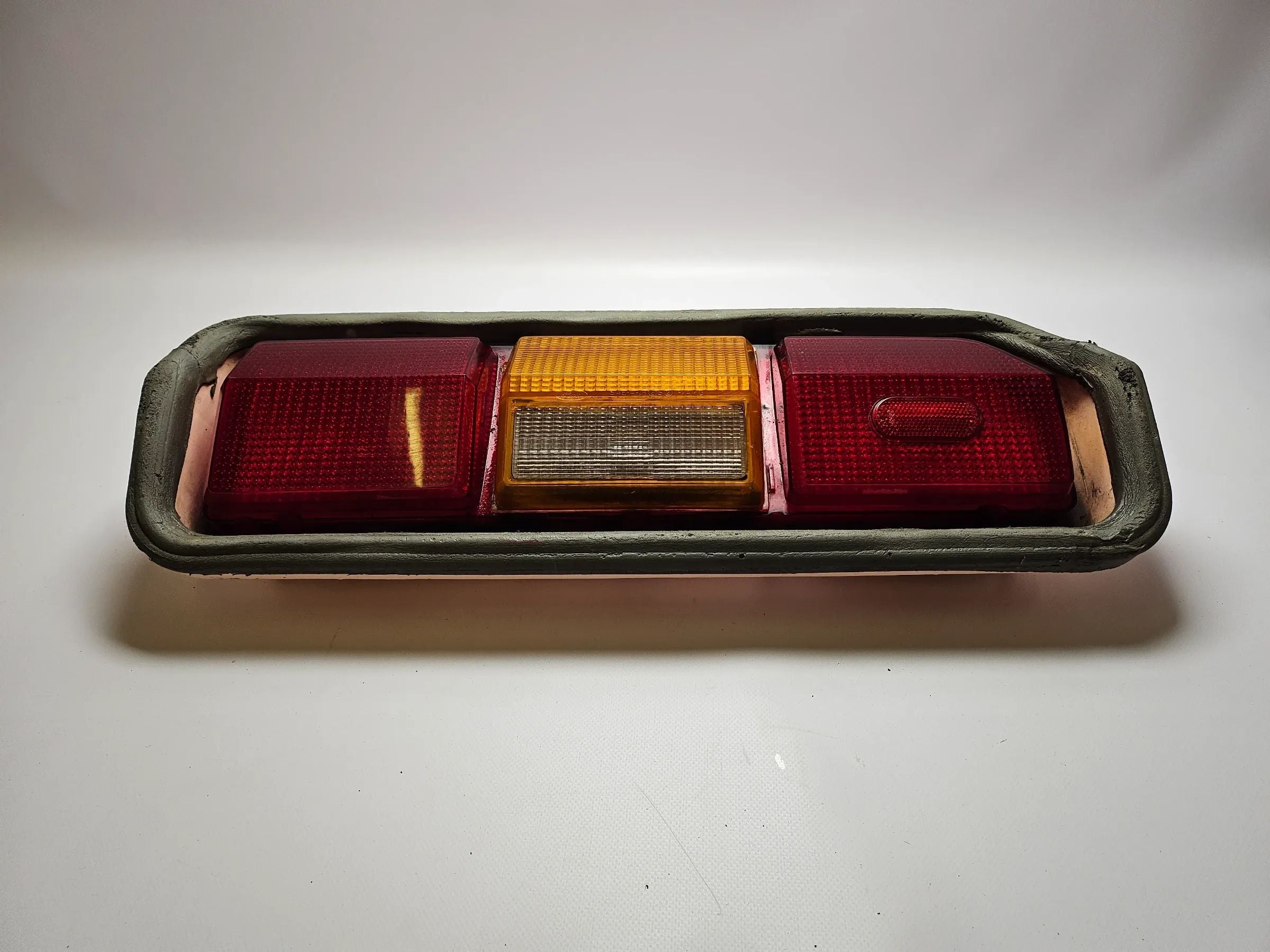 Achterlicht rechts FORD USA Mustang achterlicht 1976 D4ZB13440A