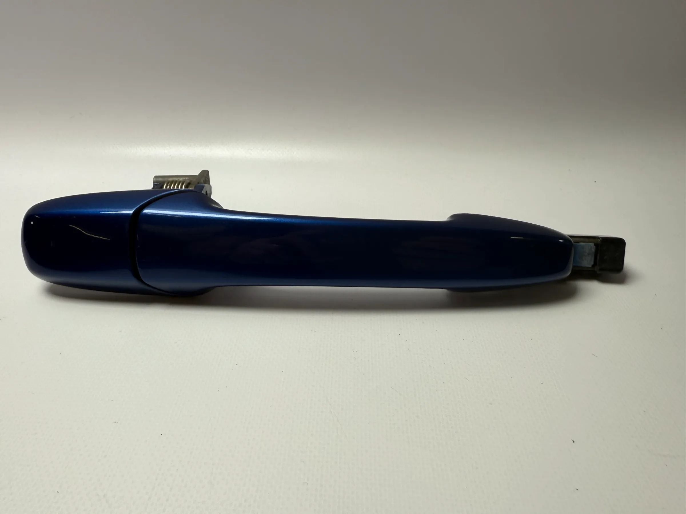 Orijinal Mazda 6 Sağ Arka Kapı Kolu Mavi GJ6L