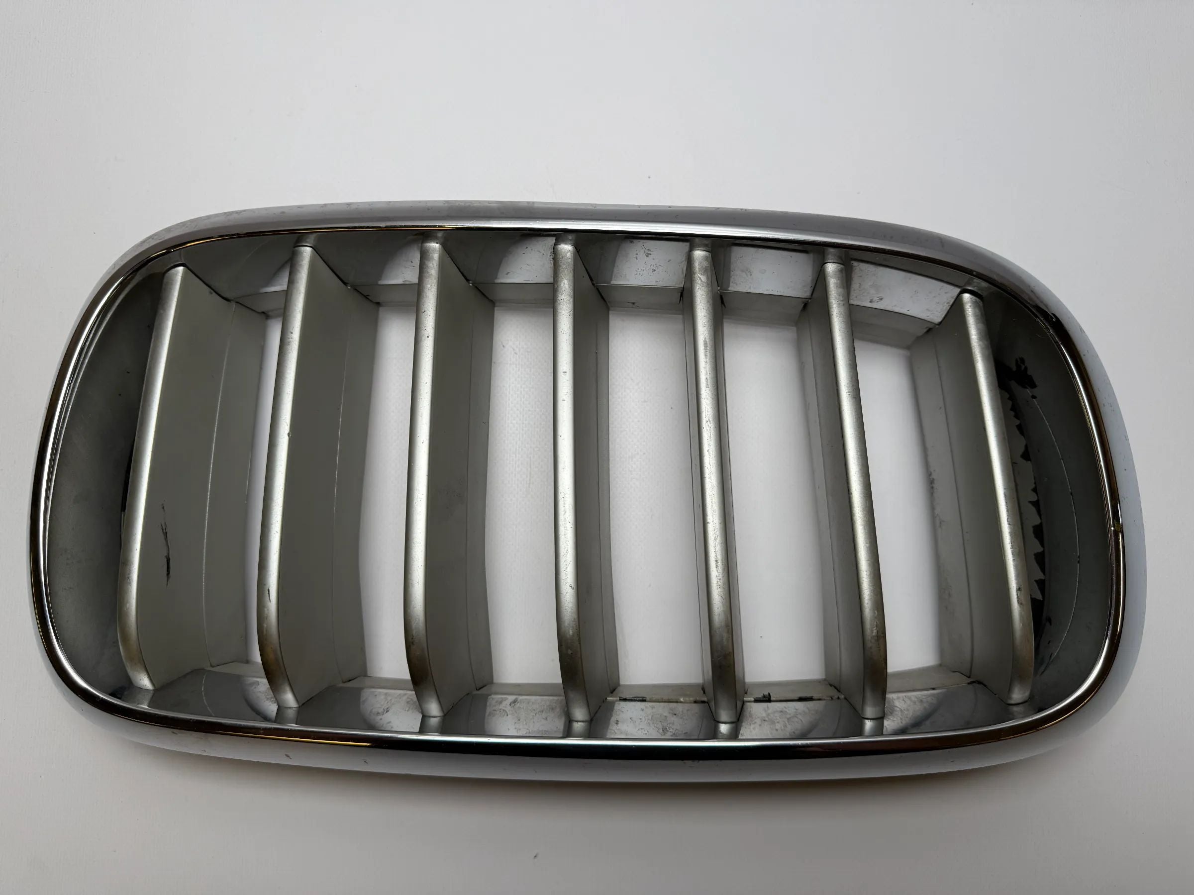 Orijinal BMW X5 F15 F16 Ön Izgara Sağ 7316076