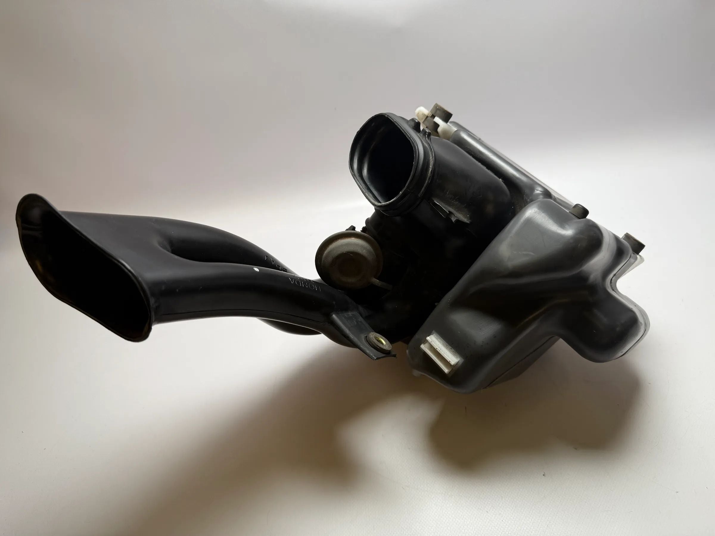 Resonador Original de Cámara de Admisión de Aire Honda Prelude 17230-P5k-000