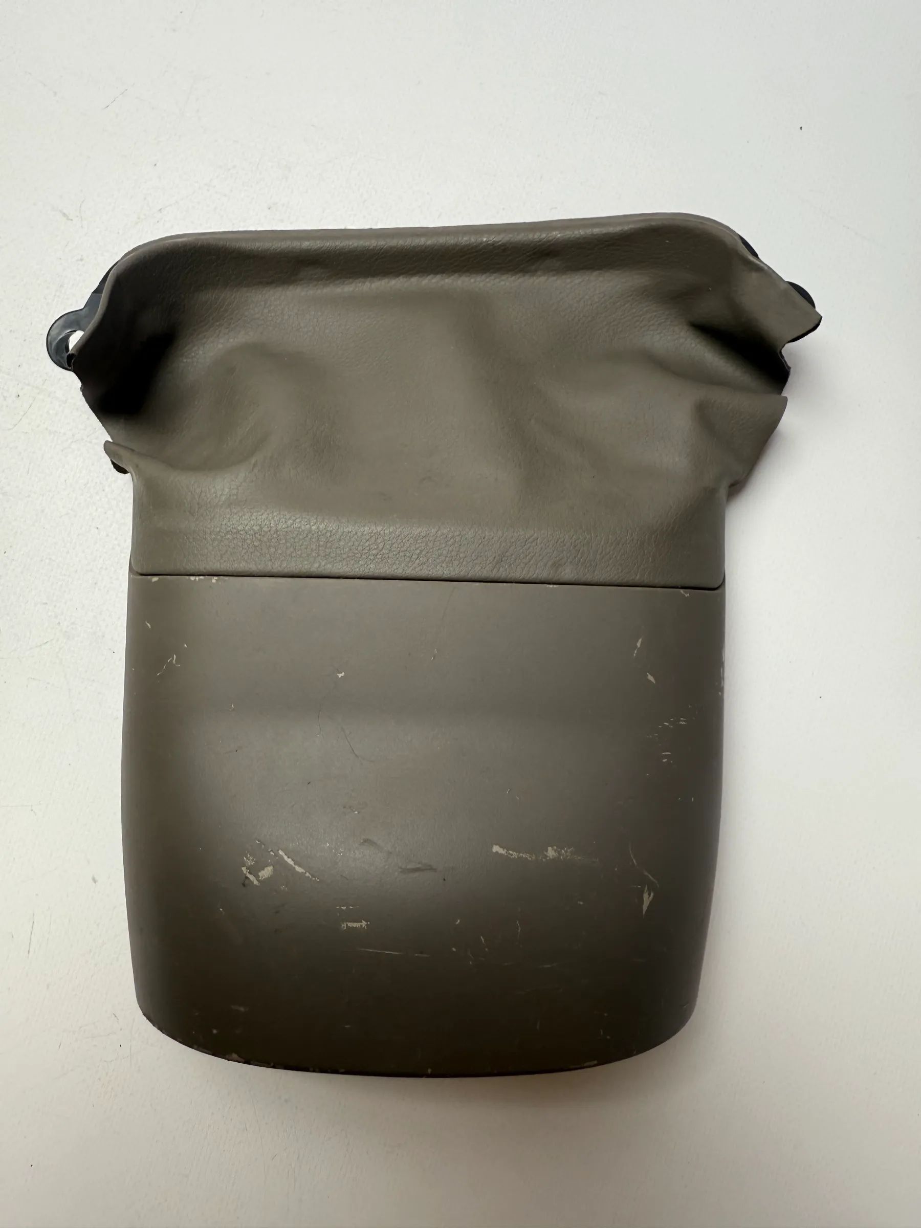 Original Audi A4 Avant 8E/8H/QB6 steering column trim 8E0953515E 