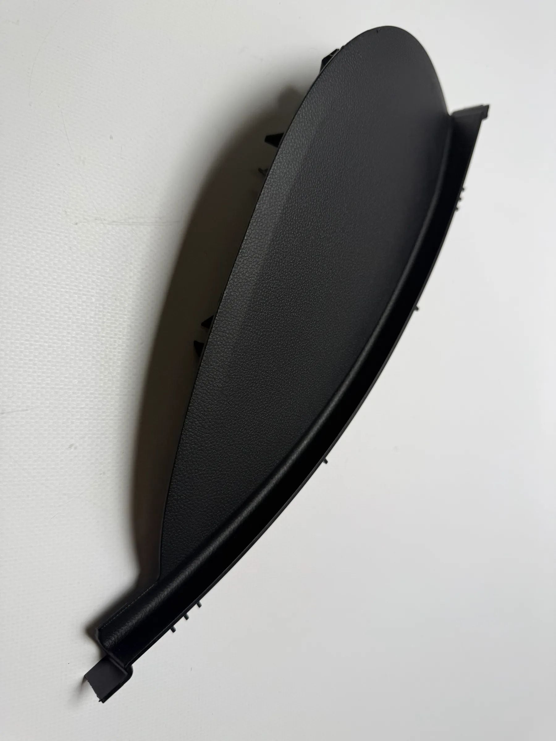 Оригинальная накладка панели приборов BMW 3 серии E90 E91 320D LCI 51457077820