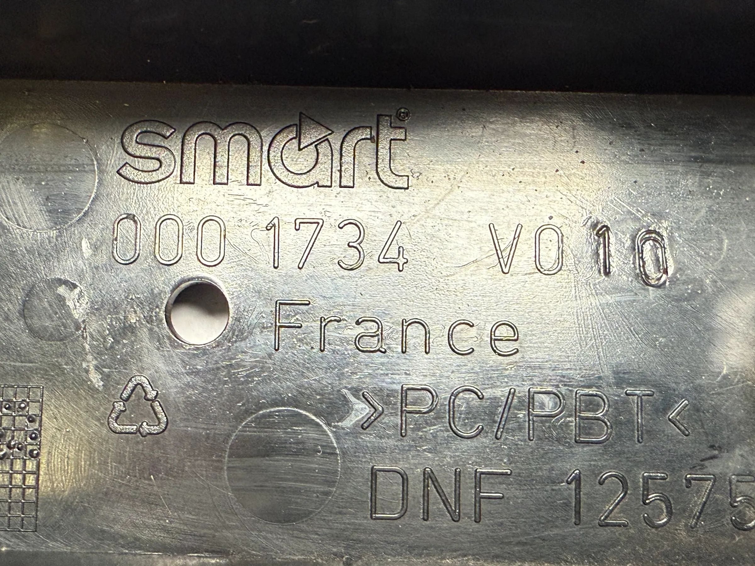 Original SMART Fortwo Cabrio (450) bumper bracket right front 0001734V010 