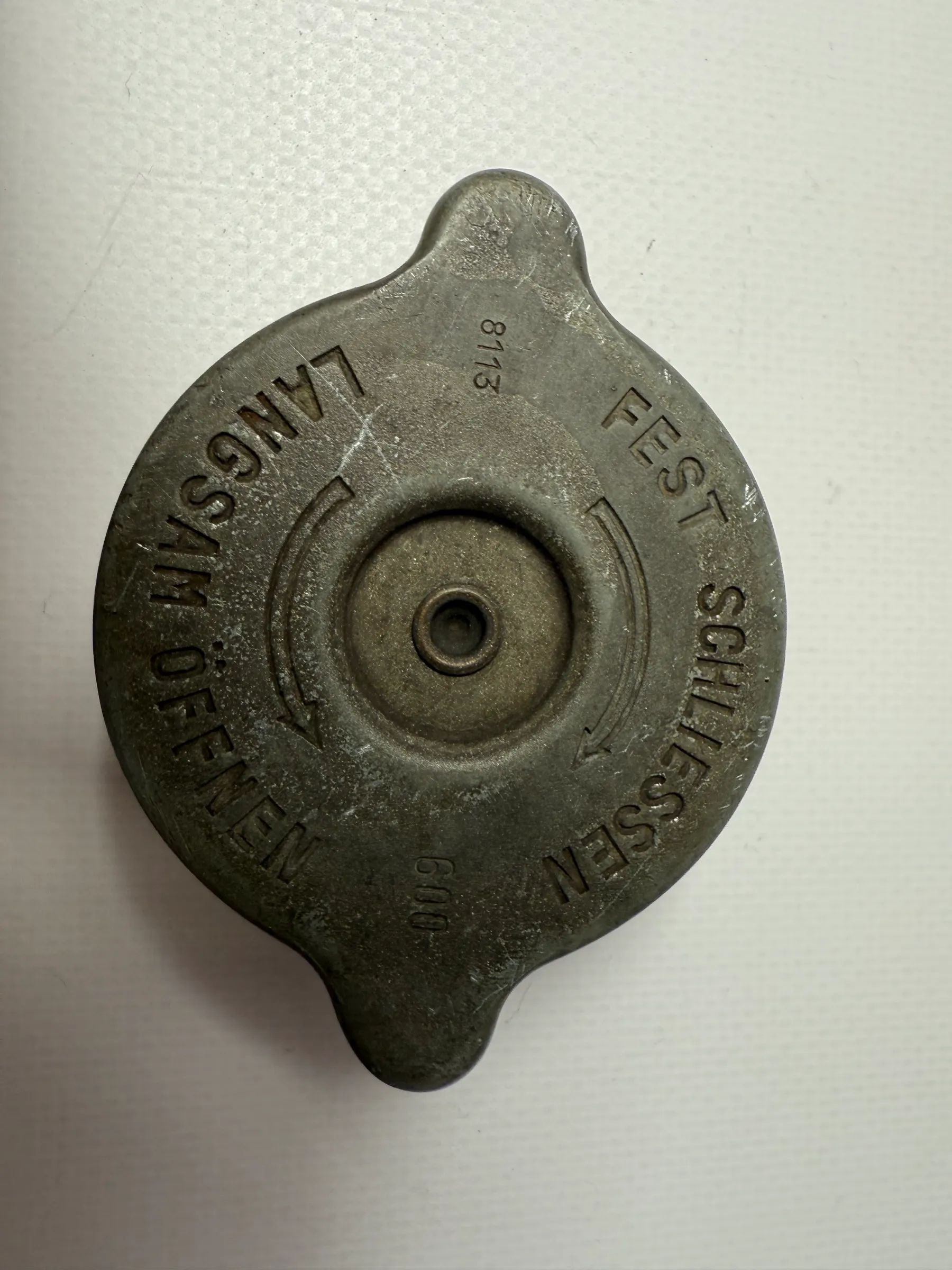 อะไหล่แท้ Opel Rekord Commodore Admiral Kapitän ฝาหม้อน้ำ 8113 600