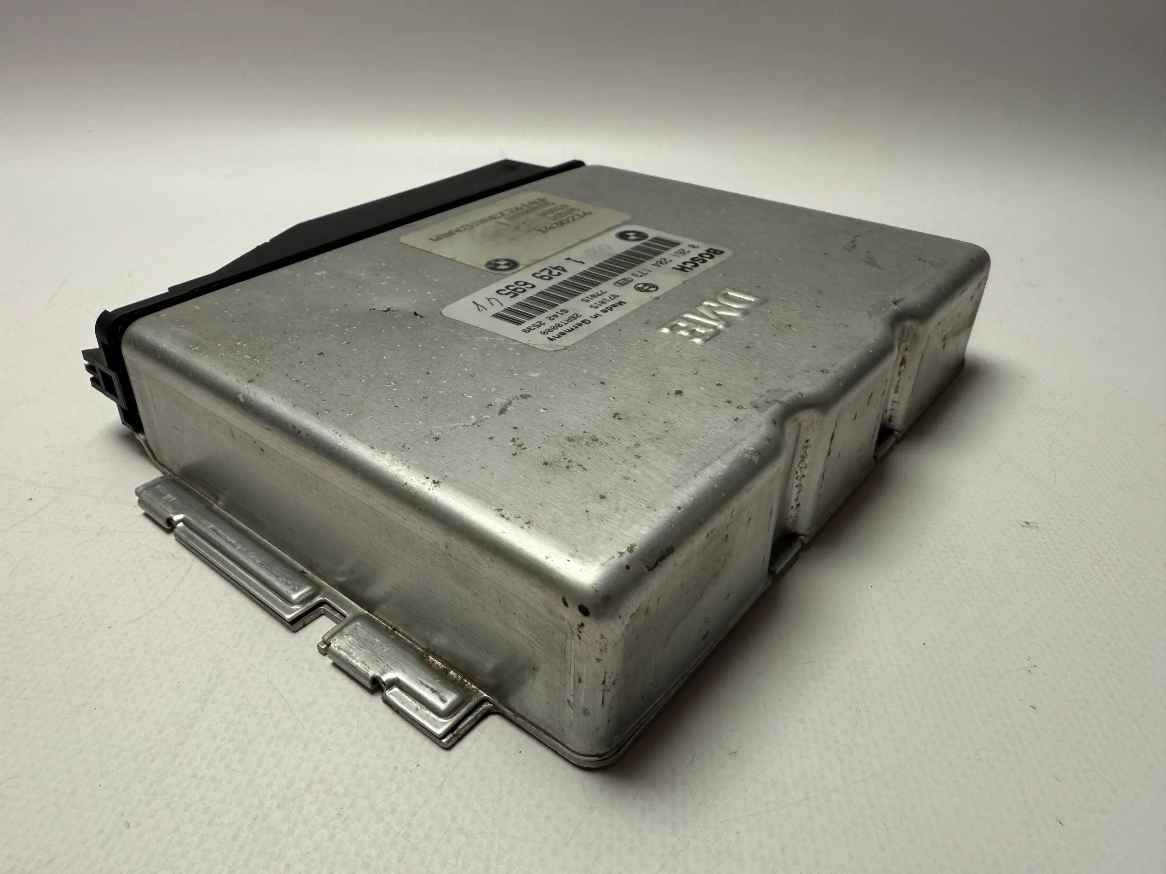 Оригинальный блок управления двигателем BMW 316i E36 1429695 / 0261204173