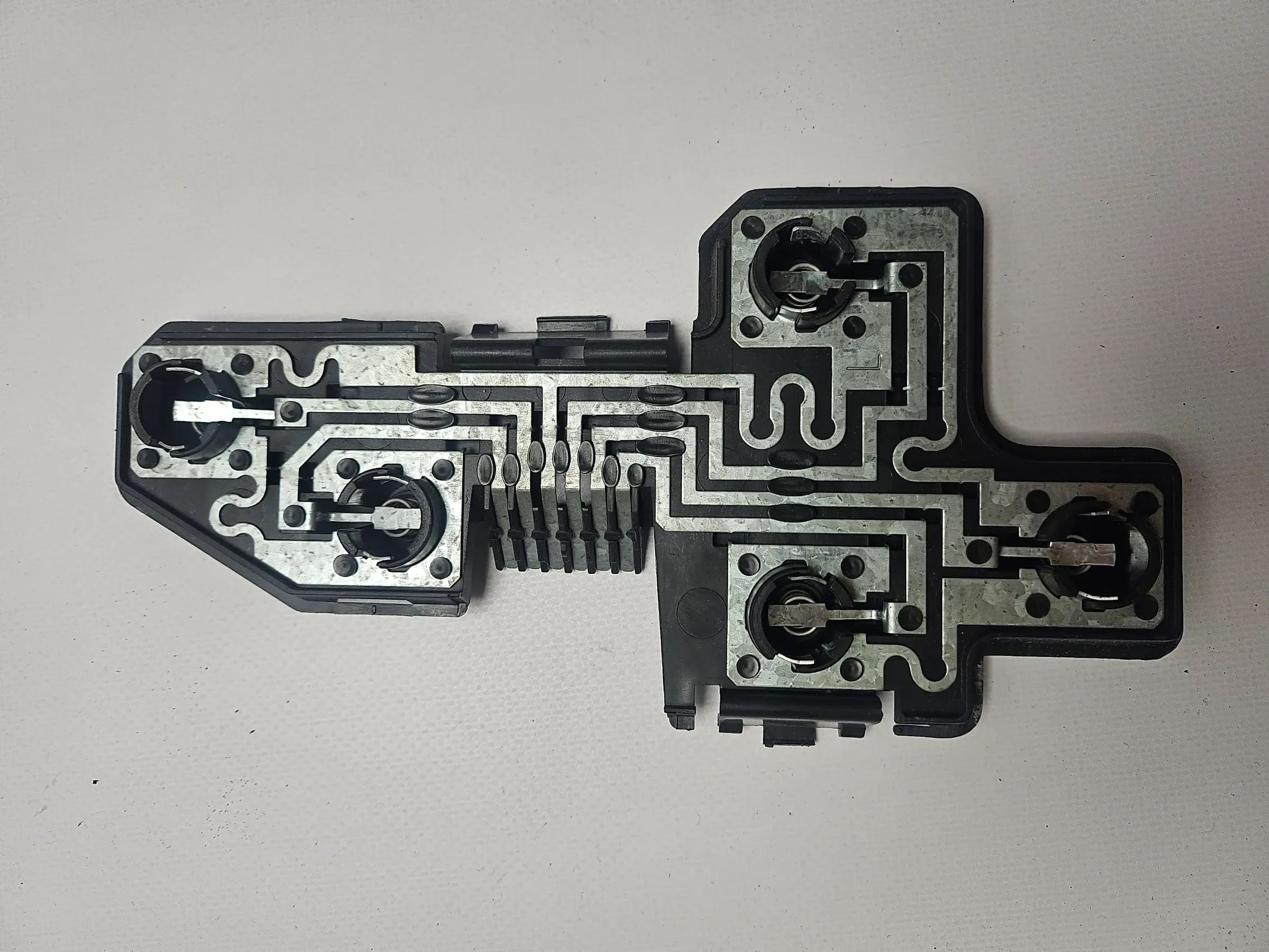 Porta lampada originale Opel Corsa B fanale posteriore sinistro GM 5016 YORKA