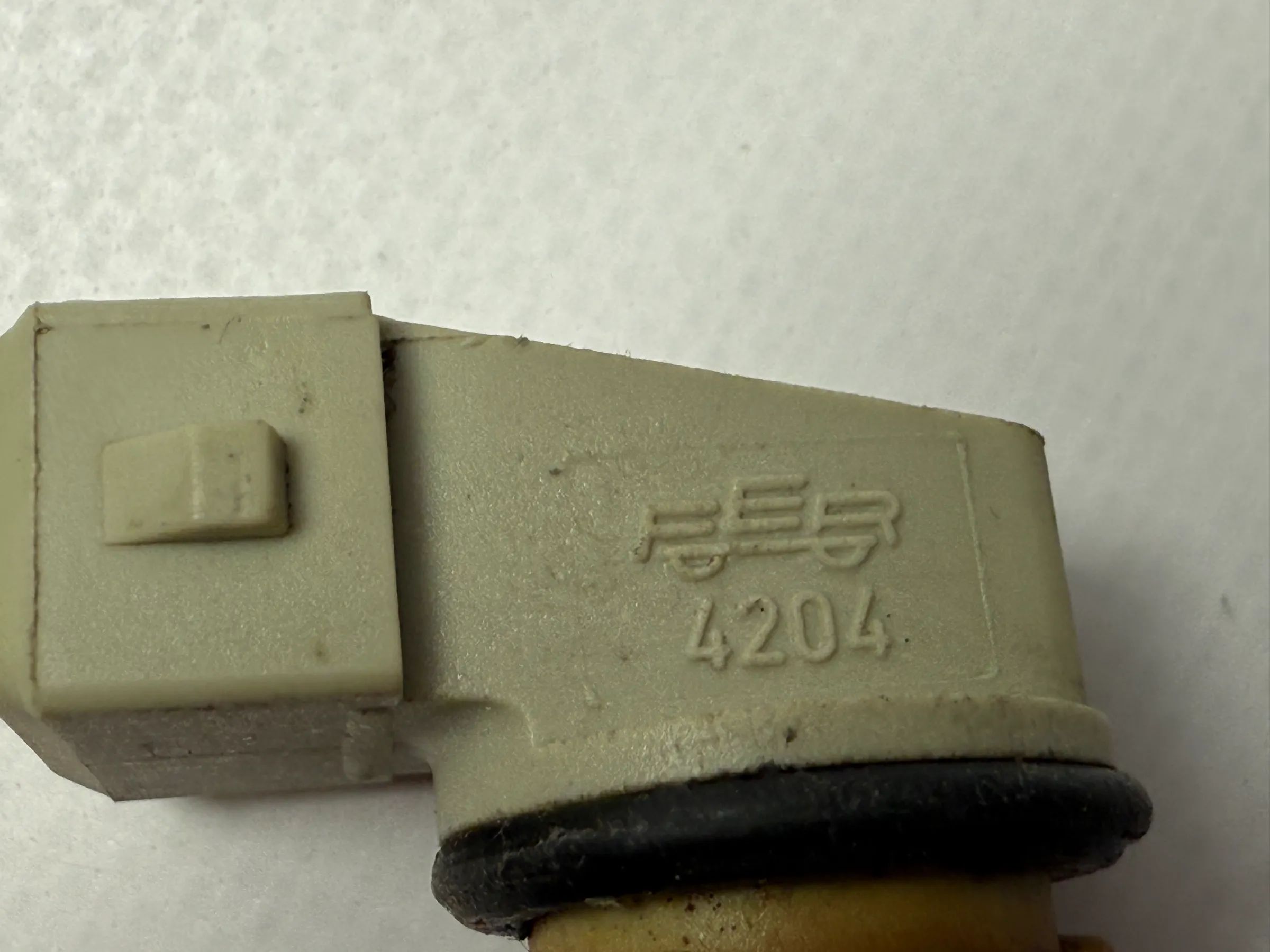 Original Mercedes-Benz Sprinter Lampenträger Seitenleuchte 0028209156 4204