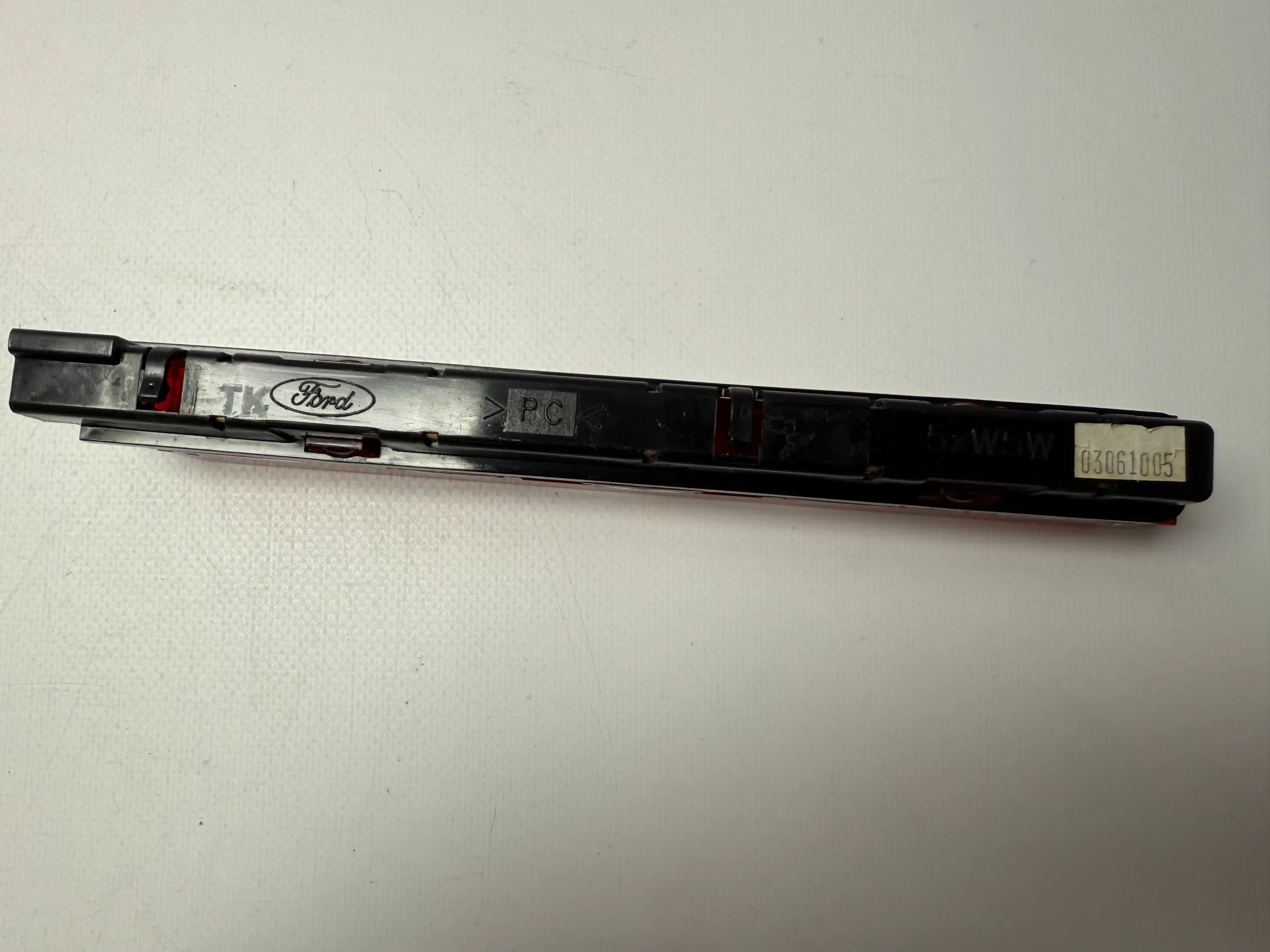 Originele Ford Focus Mondeo Derde Remlicht 1S71-13 A 613-AE