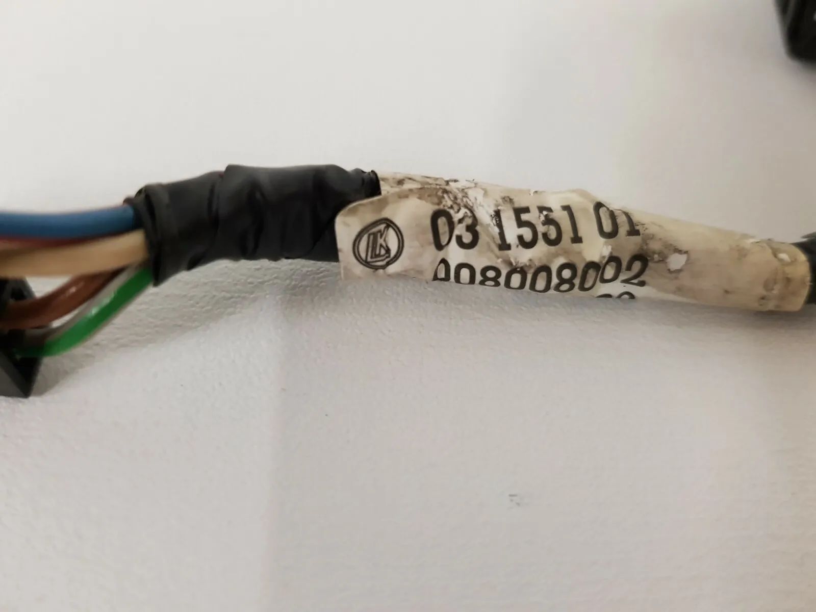 Оригинальный Opel Vectra J96/Kombi выключатель стеклоподъемника 90433369 03155101 Auto-veritas