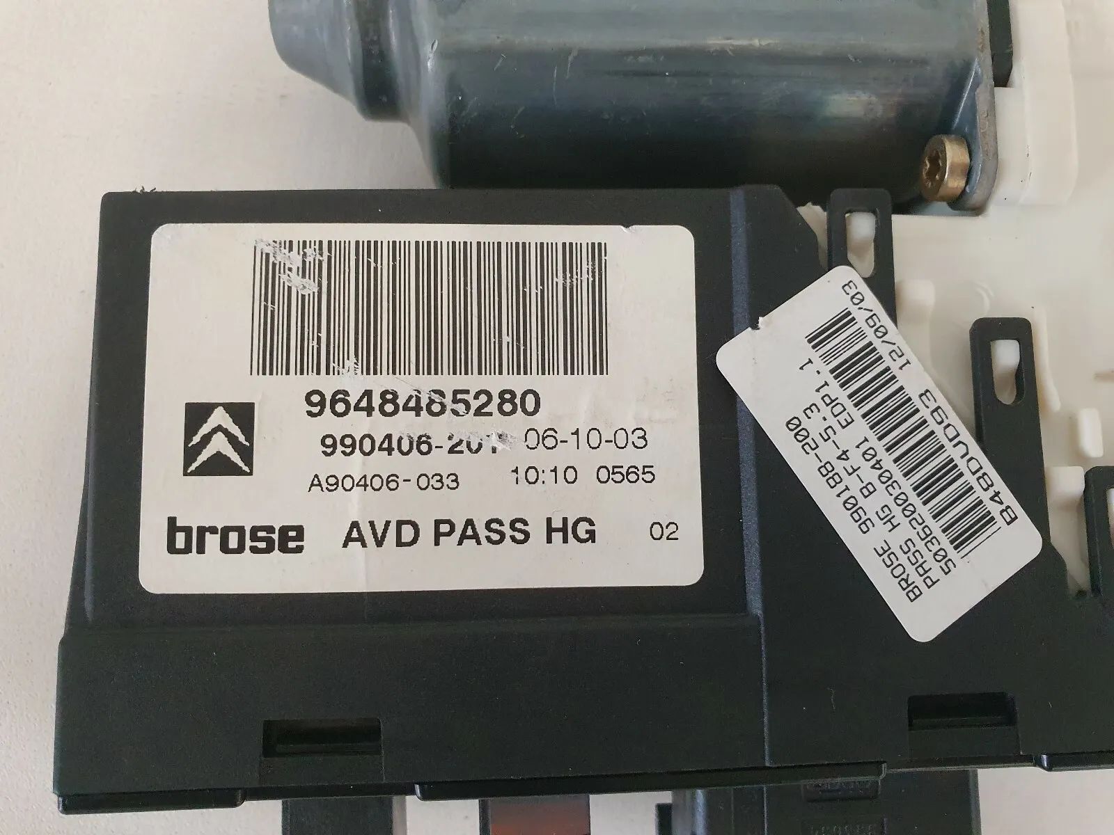 อะไหล่แท้ Citroen C5 มอเตอร์กระจกไฟฟ้าประตูผู้โดยสารหมายเลข VR 9648485280