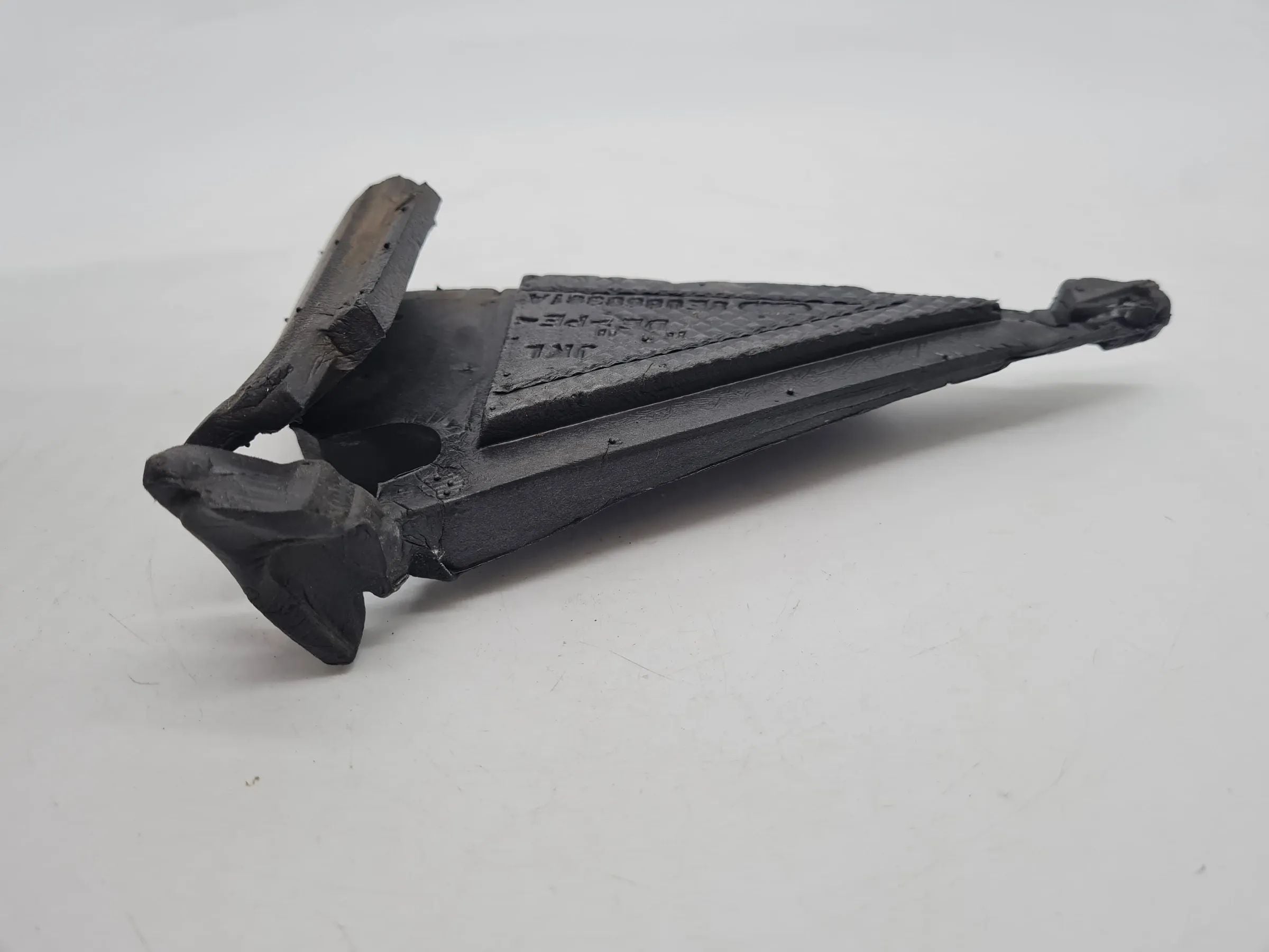 Original Audi A4 (8E/B6/B7) Dichtung Formteil Schaumstoff 8E0868381A