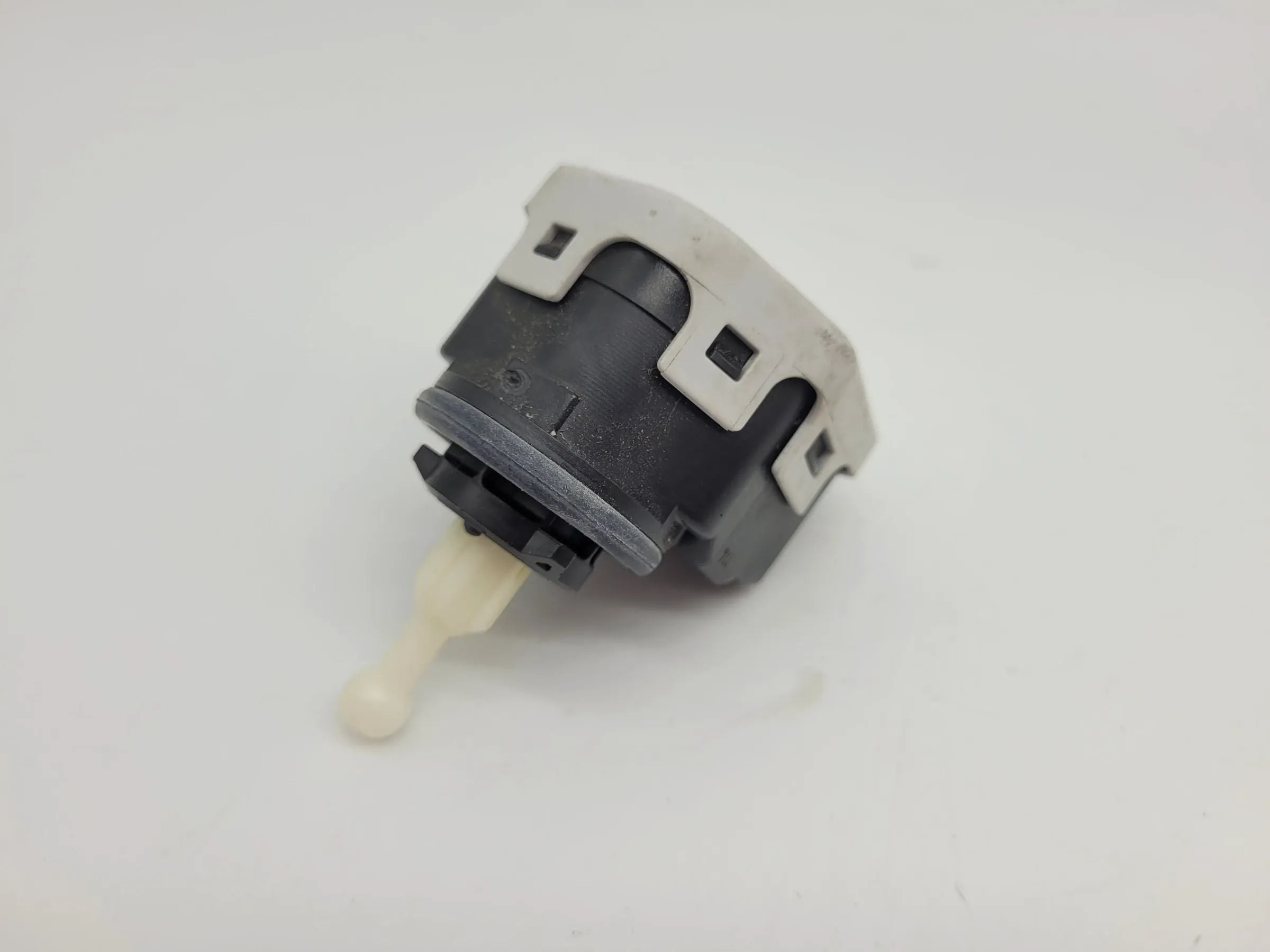 Lancia Ypsilon 843 Scheinwerfer Stellmotor LWR L/R 007878 Original