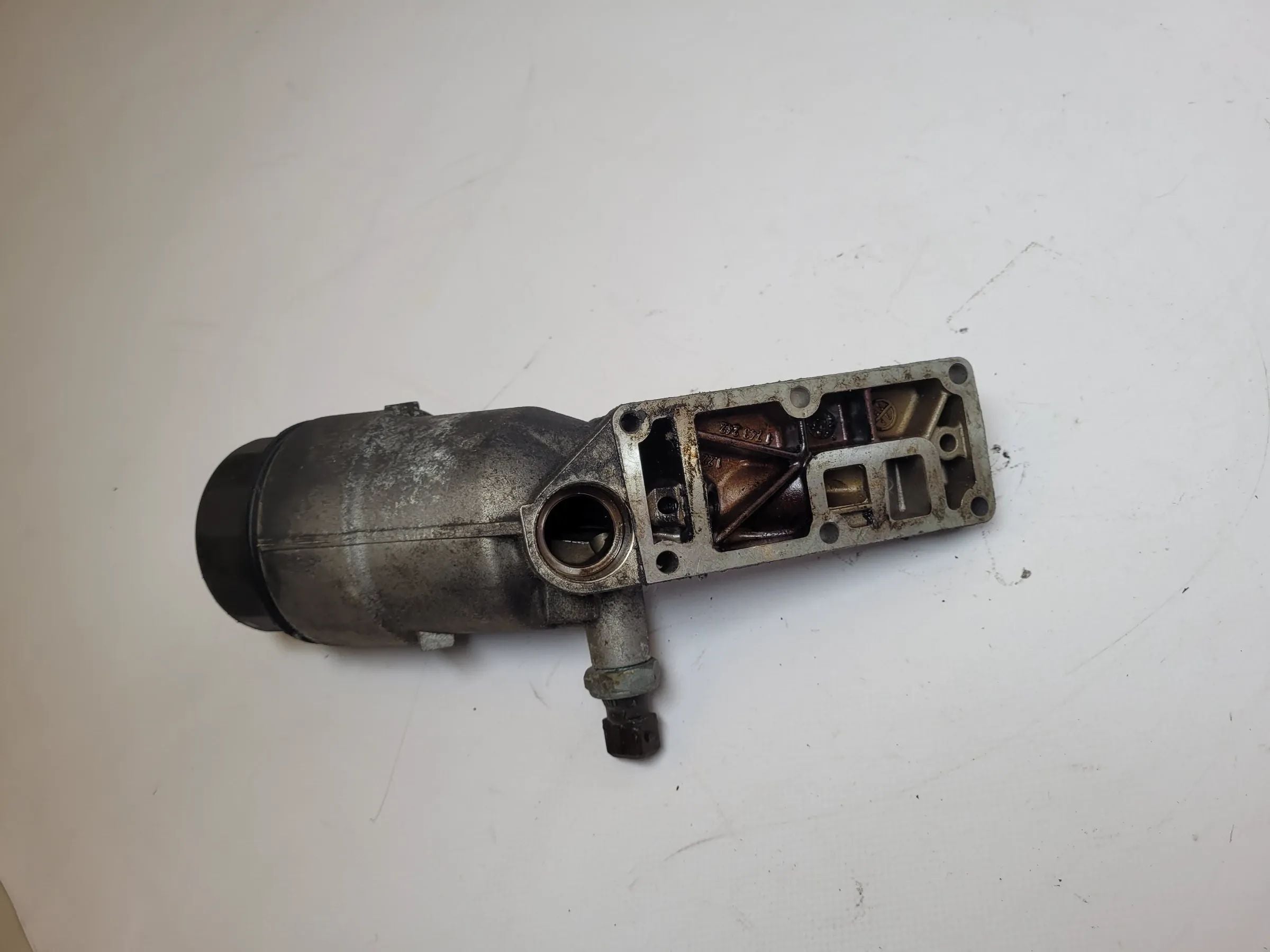 Original BMW 3er E46 Ölfiltergehäuse Gehäuse 1743242