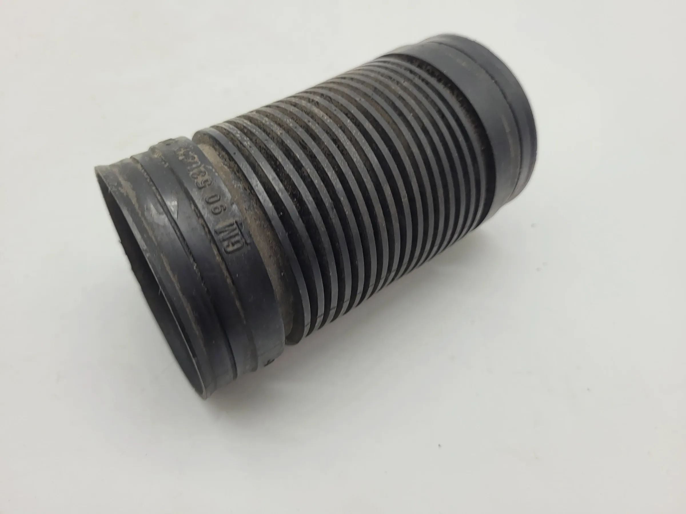 Original Opel Corsa B S93 Ansaugrohr Ansaugschlauch Luftschlauch 90531345