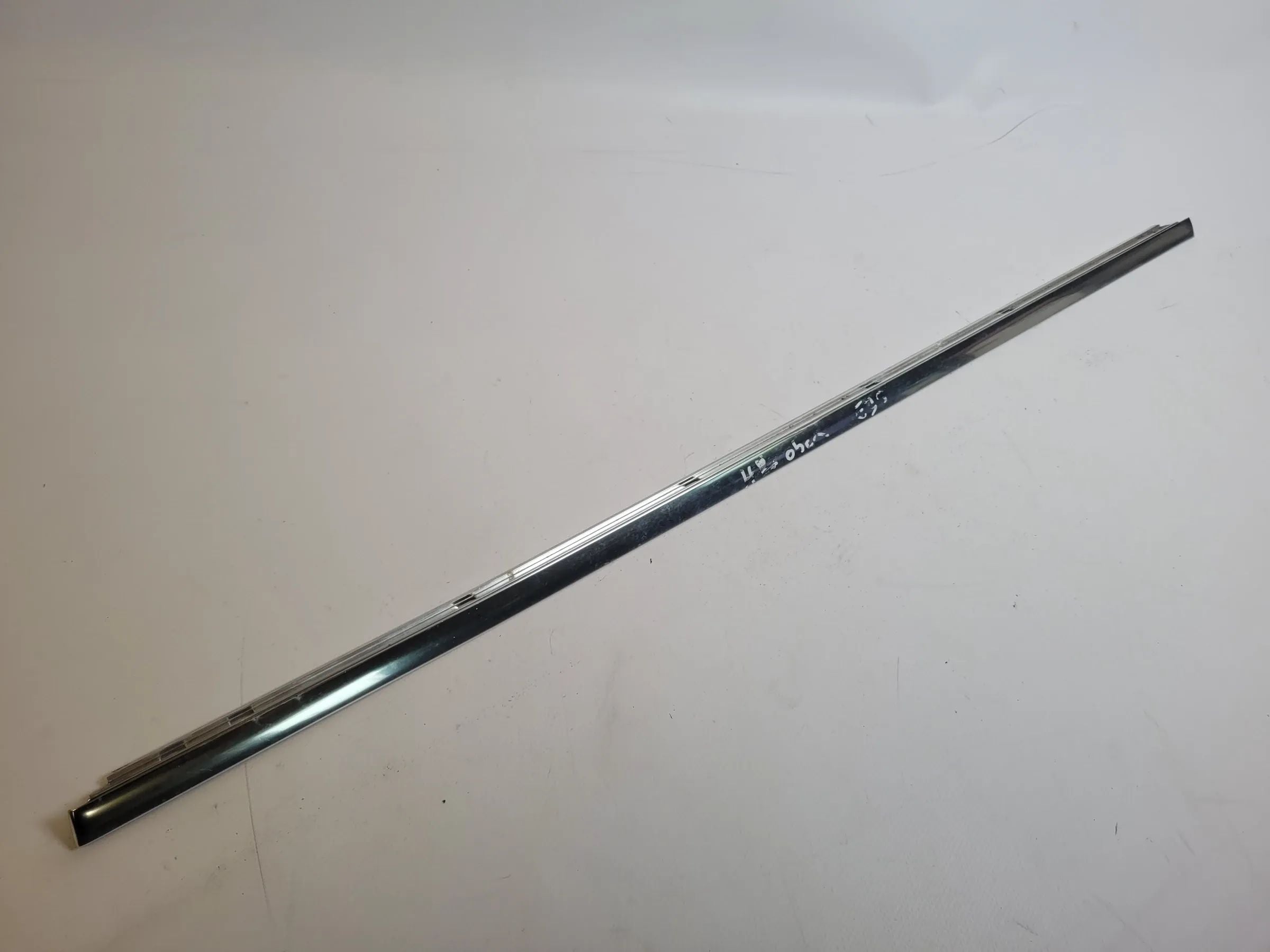 Original BMW 5er Touring E39 Tür Chrom Leiste Hinten Links Oben