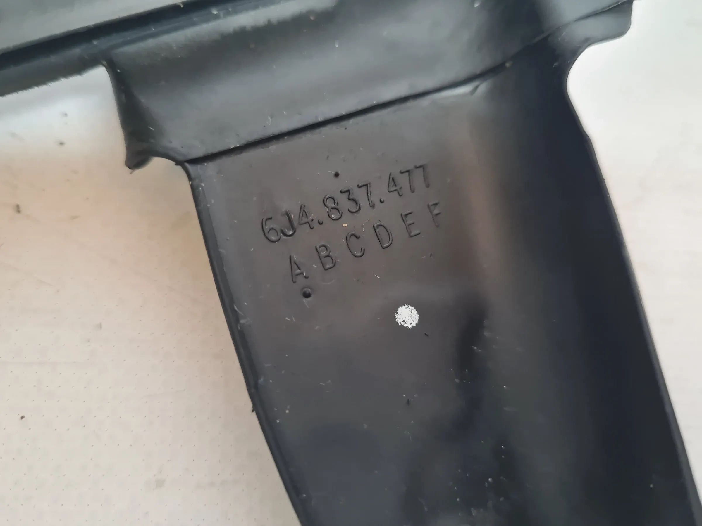 Seat Ibiza IV (6J5/6P1) Fensterschachtabdichtung Links 6J4837477