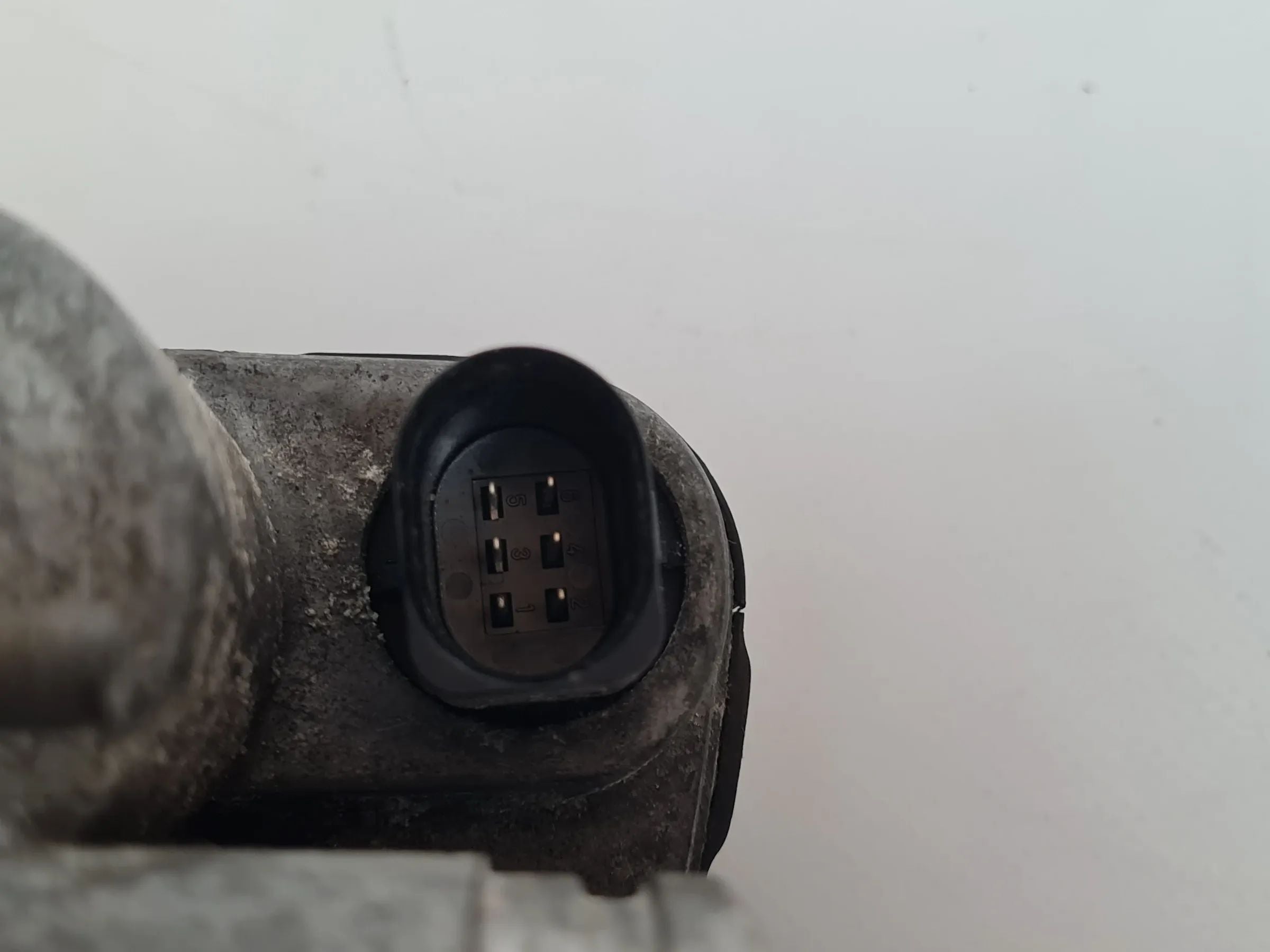 BMW E46 E39 E60 X3 X5 M54B30 30i 3.0 Drosselklappe 13547502445 408238424002Z