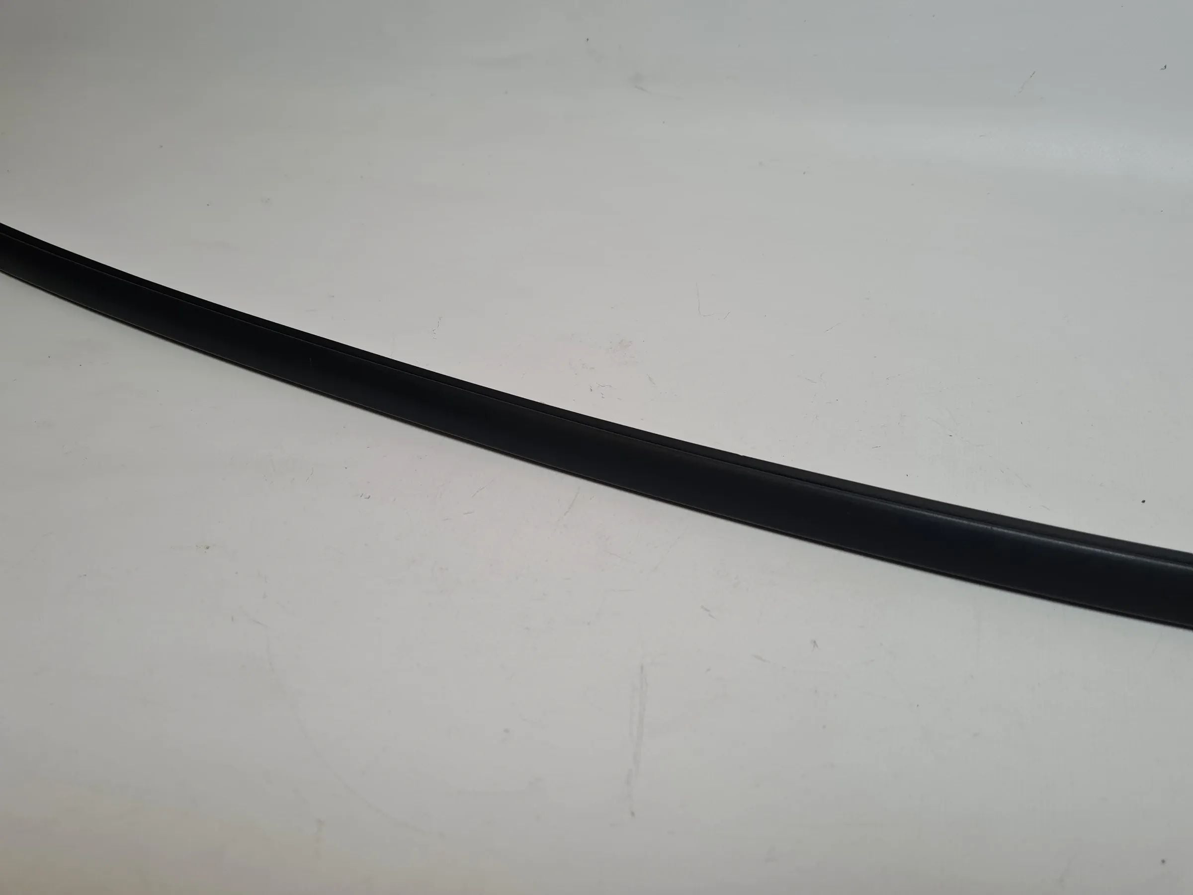 Mini One (R50/R53) Heckleiste Zierleiste Oben Hinten 51.31-7054068 (Original)