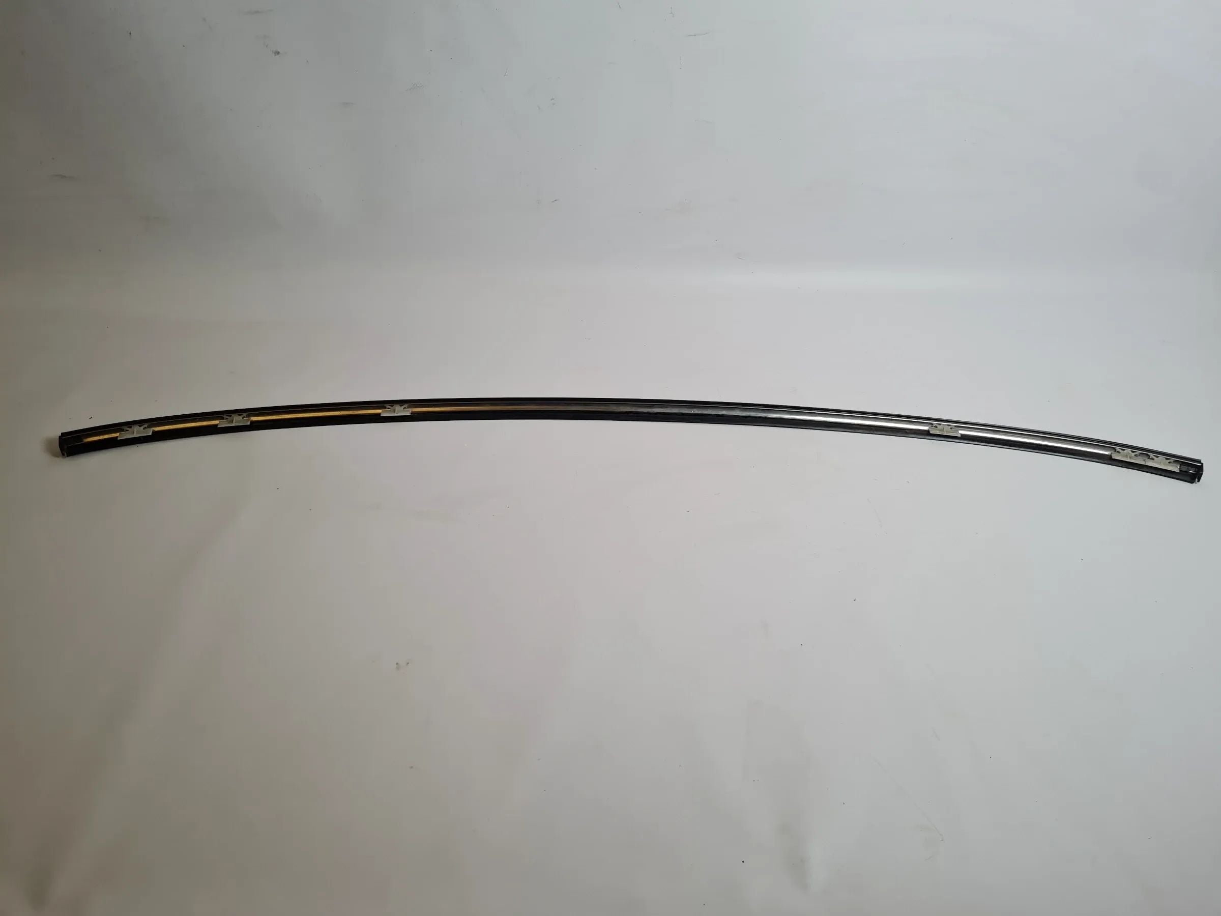 Mini One (R50/R53) Leiste Heckscheibe leiste Hinten 51.13-7051531 (Original)