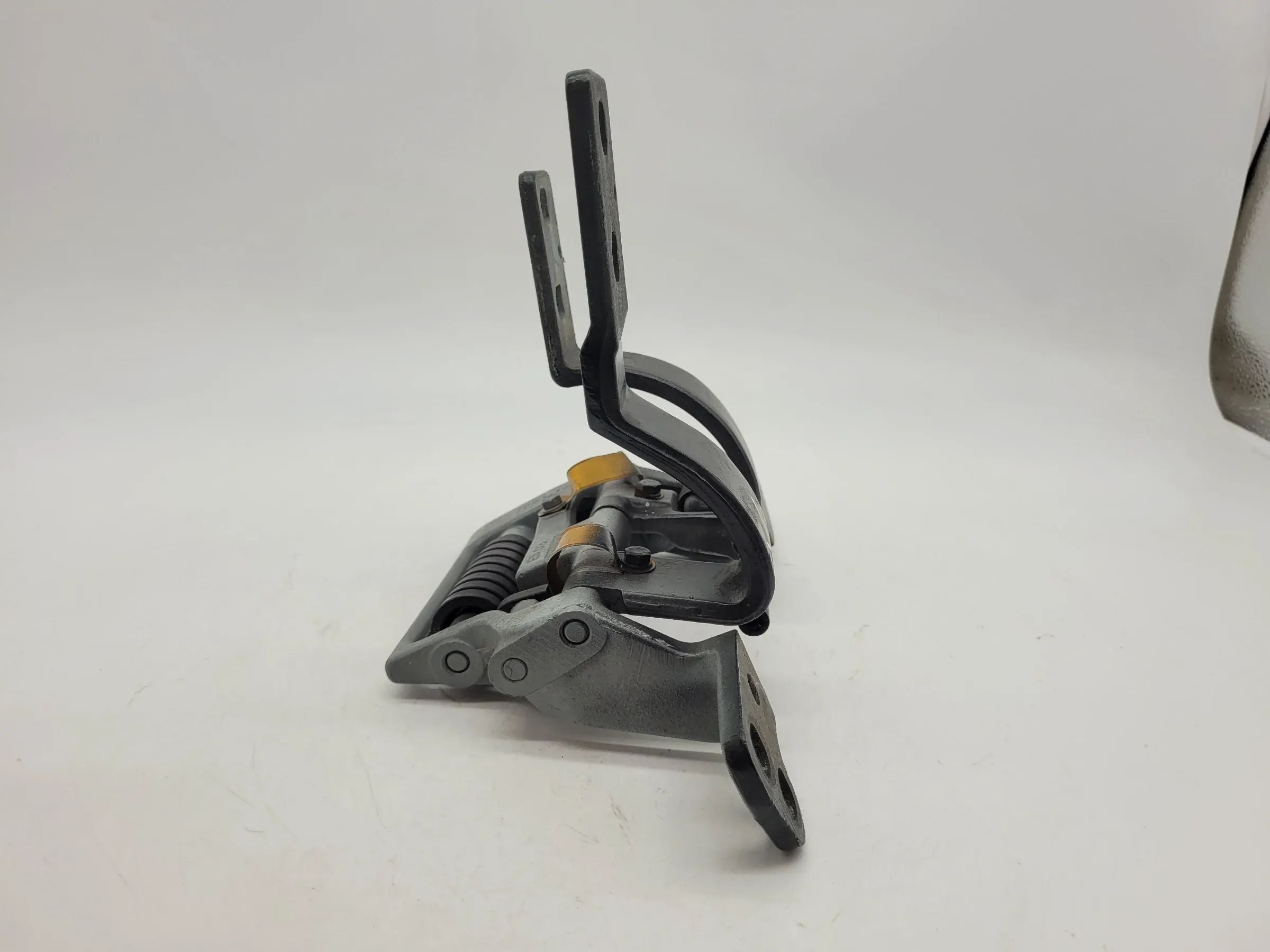 BMW 5er Touring E61 Heckklappe Scharnier Links 7061383 Original