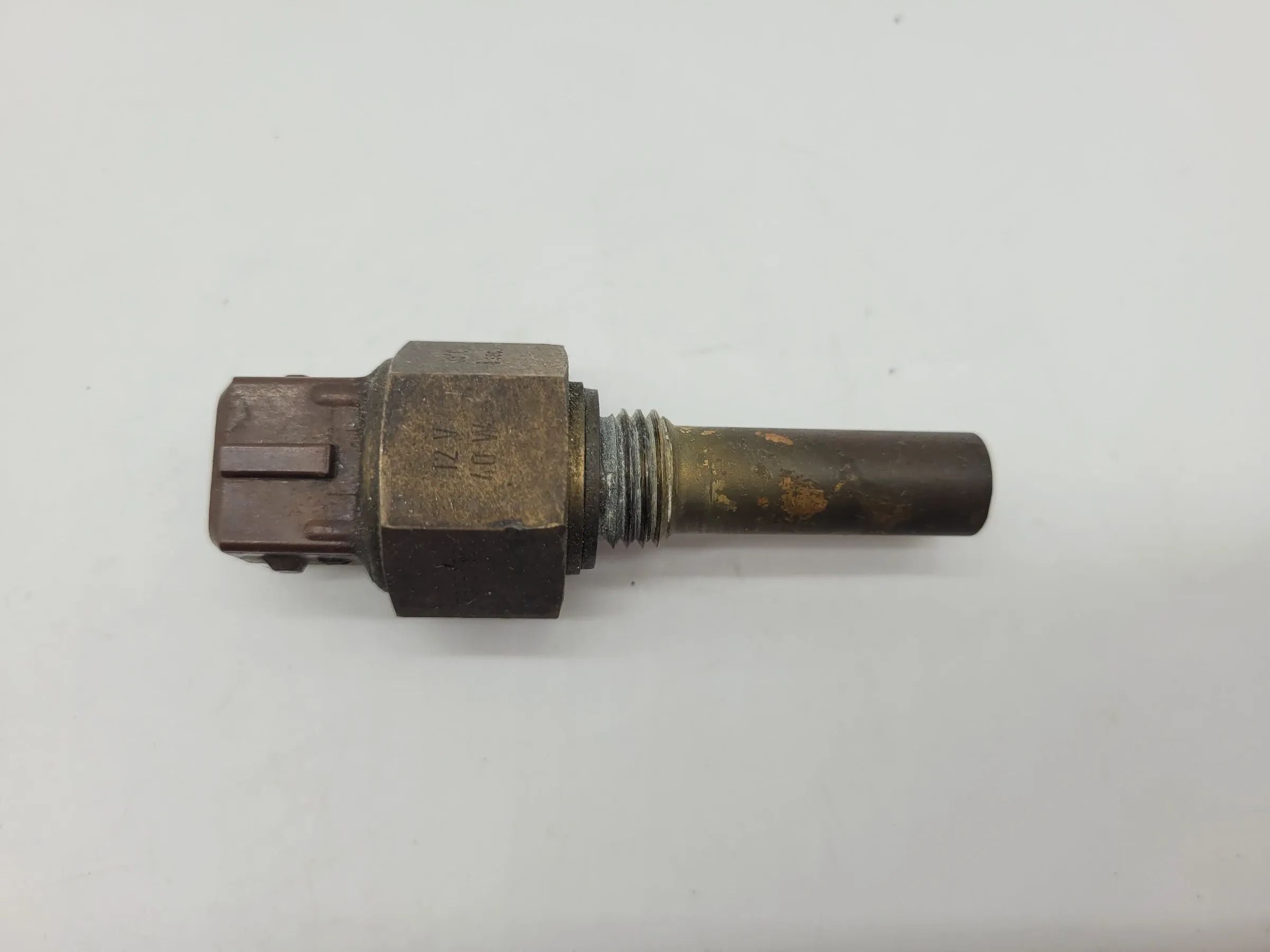 BMW 5er E28 E34 6er E24 7er E23 E32 Kühlflüssigkeit Temperaturfühler 0280130023