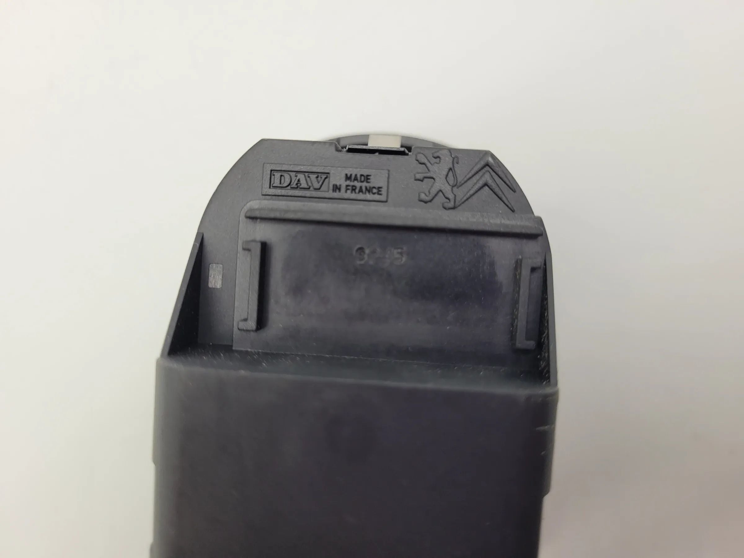 Original Peugeot 206 CC (2D) Fensterheber Schalter Vorne 6552