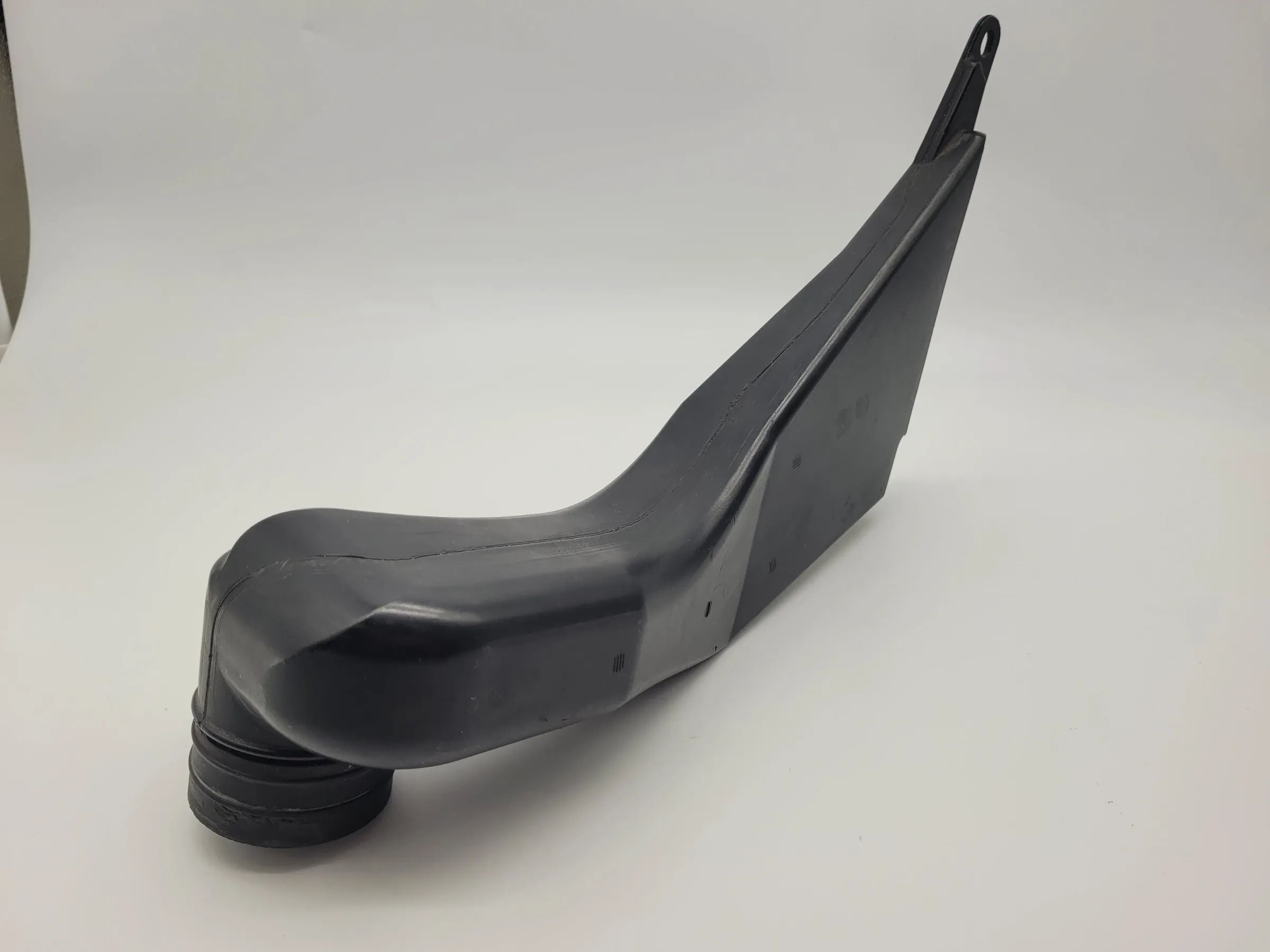 Opel Agila A (H00) Luftsaugrohr / Ansaugrohr 13766-83E00