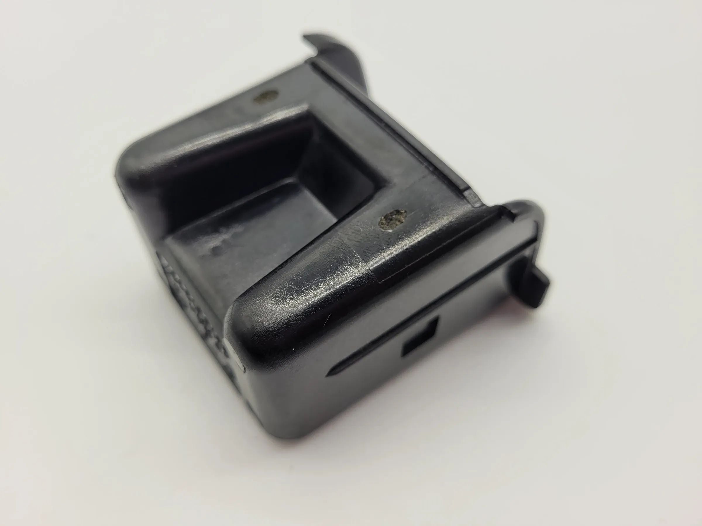 Original Mercedes-Benz A-Klasse (W168) Aschenbechereinsatz A1688100133