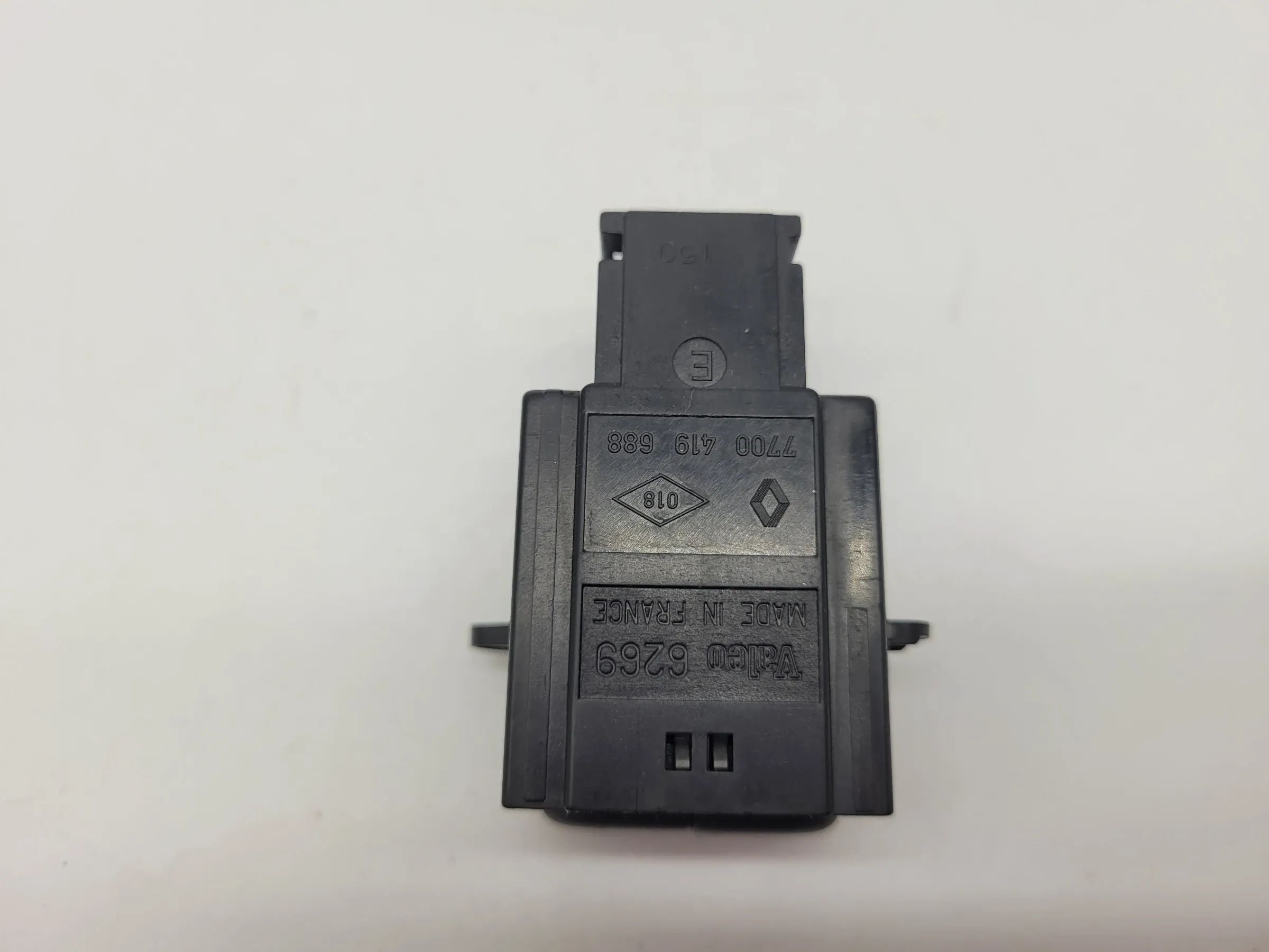 Original Renault Laguna I (556/B56) Schalter Knopf DIS / REP 7700419688