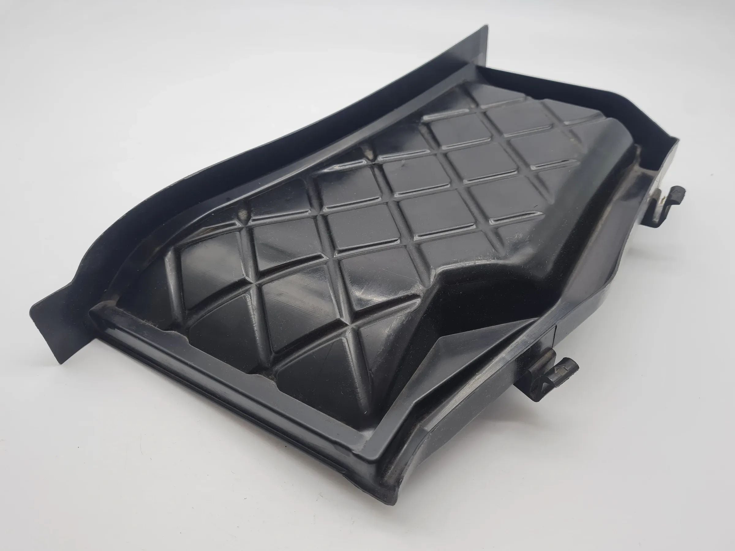 Original Audi A4 (8ED) Abdeckung Motorraum Pollenfilter 8E1819979A