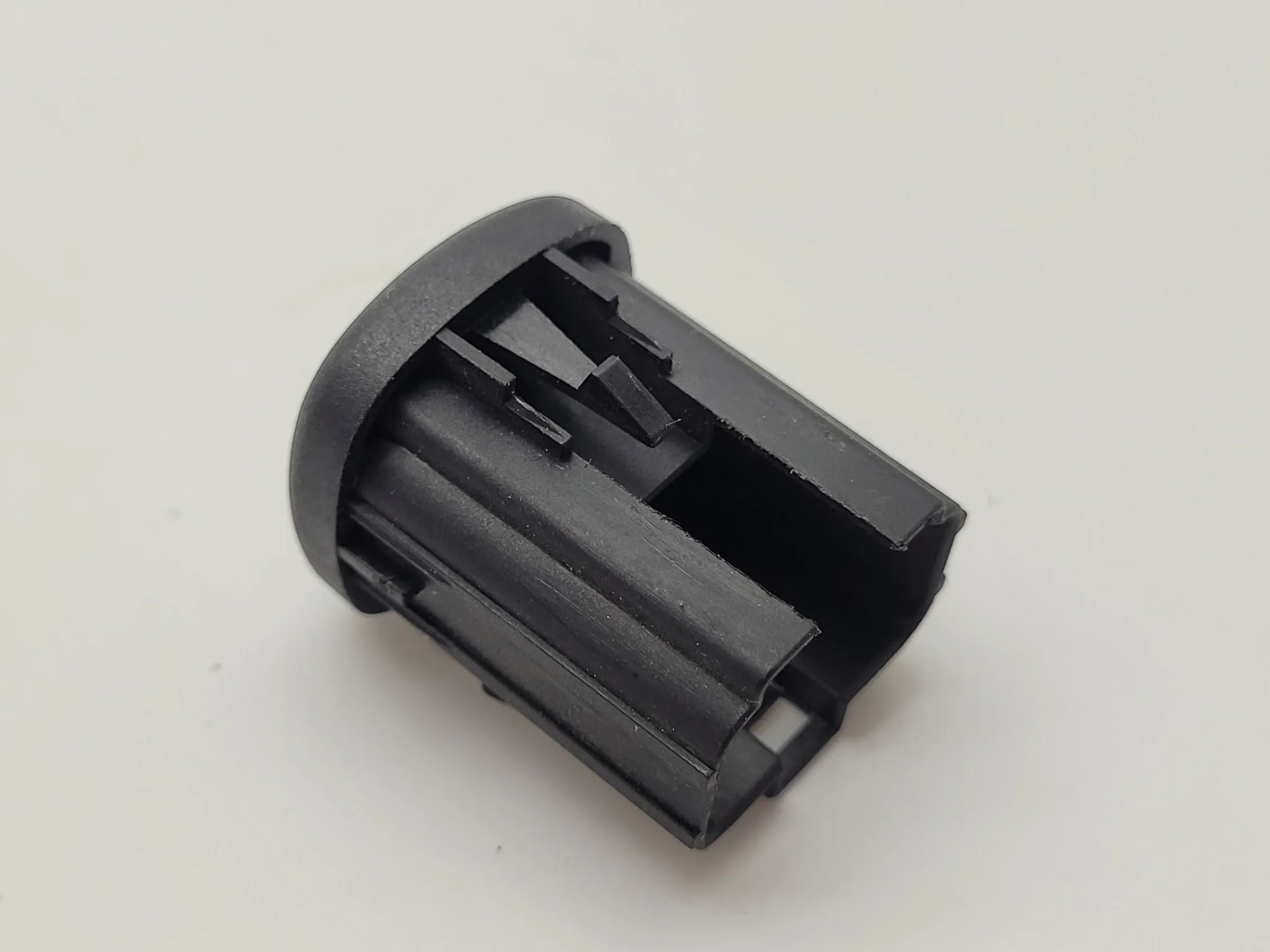 Original Ford Fiesta IV 4 (JA/JB) Blindknopf Blindstopfen 96FG-56051-AA