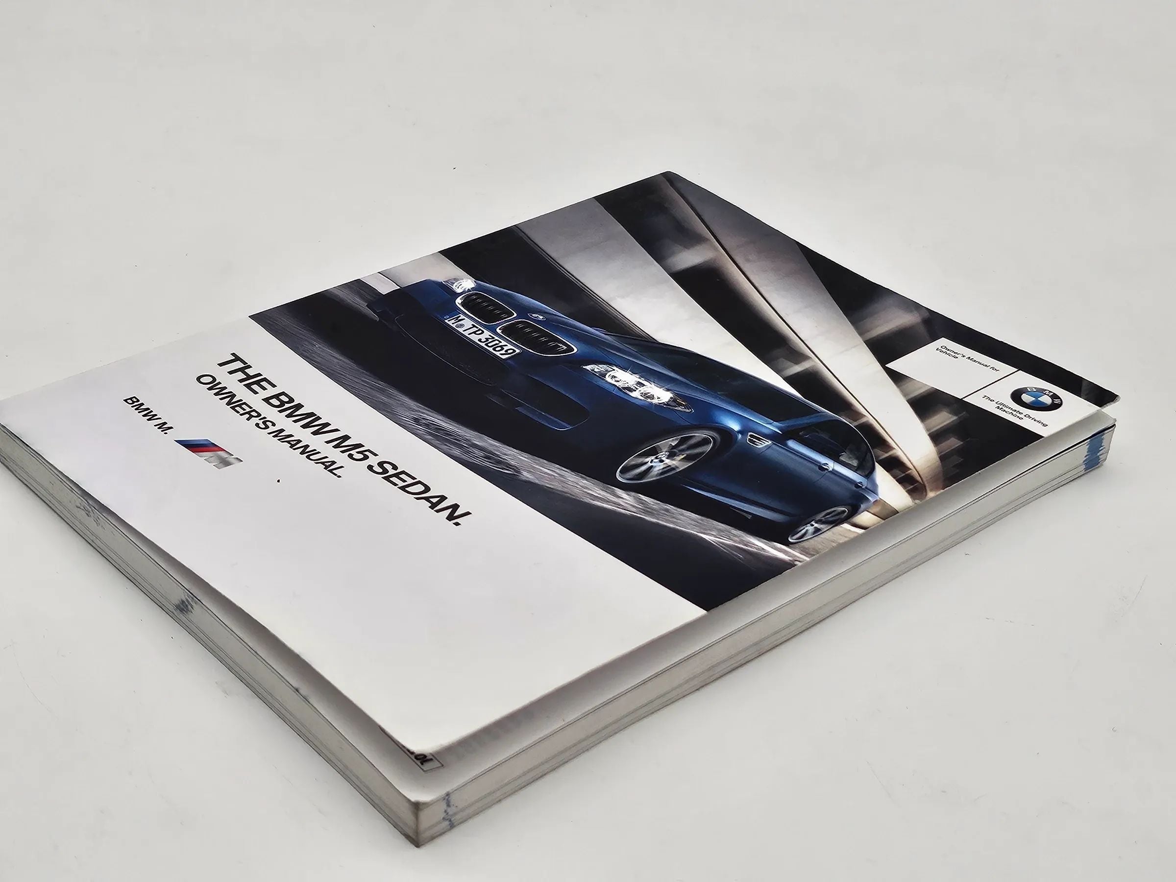 BMW M5 F10 Betriebsanleitung  Bedienungsanleitung Handbuch Bordbuch englisch