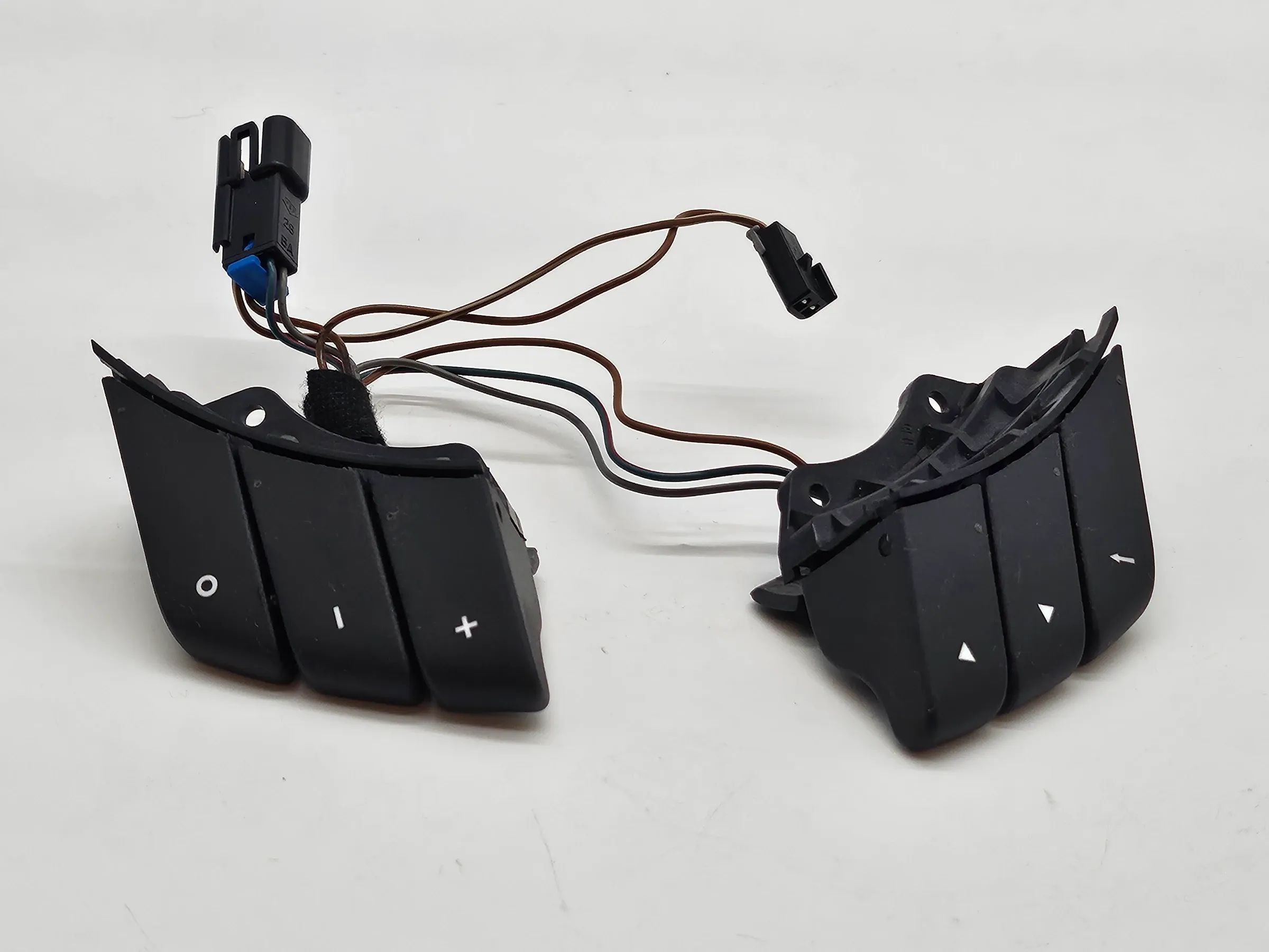 Original Opel Tigra B Meriva A Lenkradtasten Tasten Multifunktionstasten 0918541