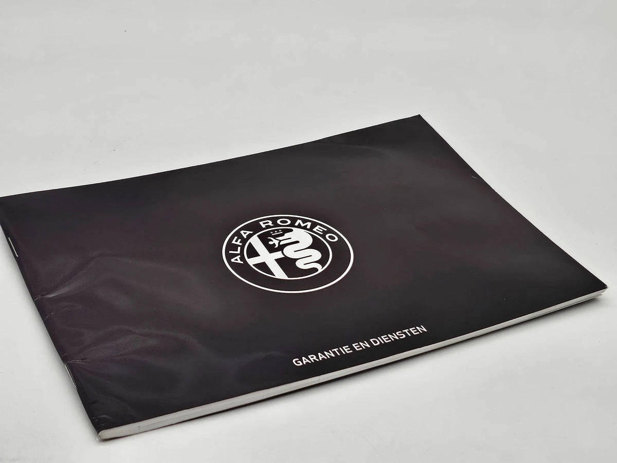 Original Alfa Romeo GIULIA Serviceheft Scheckheft 2016 Französisch belgisch