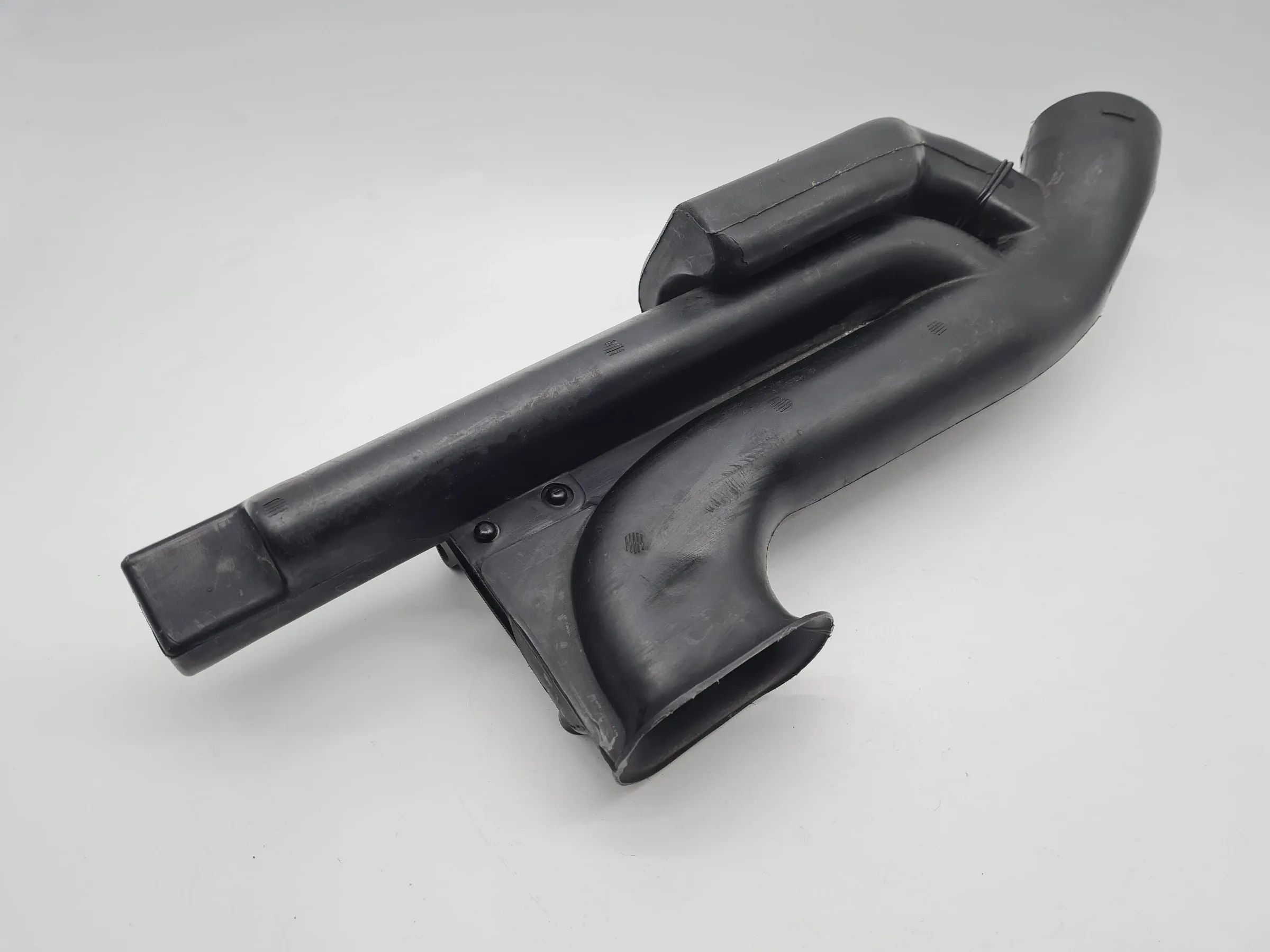 Original Opel Astra G (T98) Ansaugrohr zum Luftfilterkasten 9202905