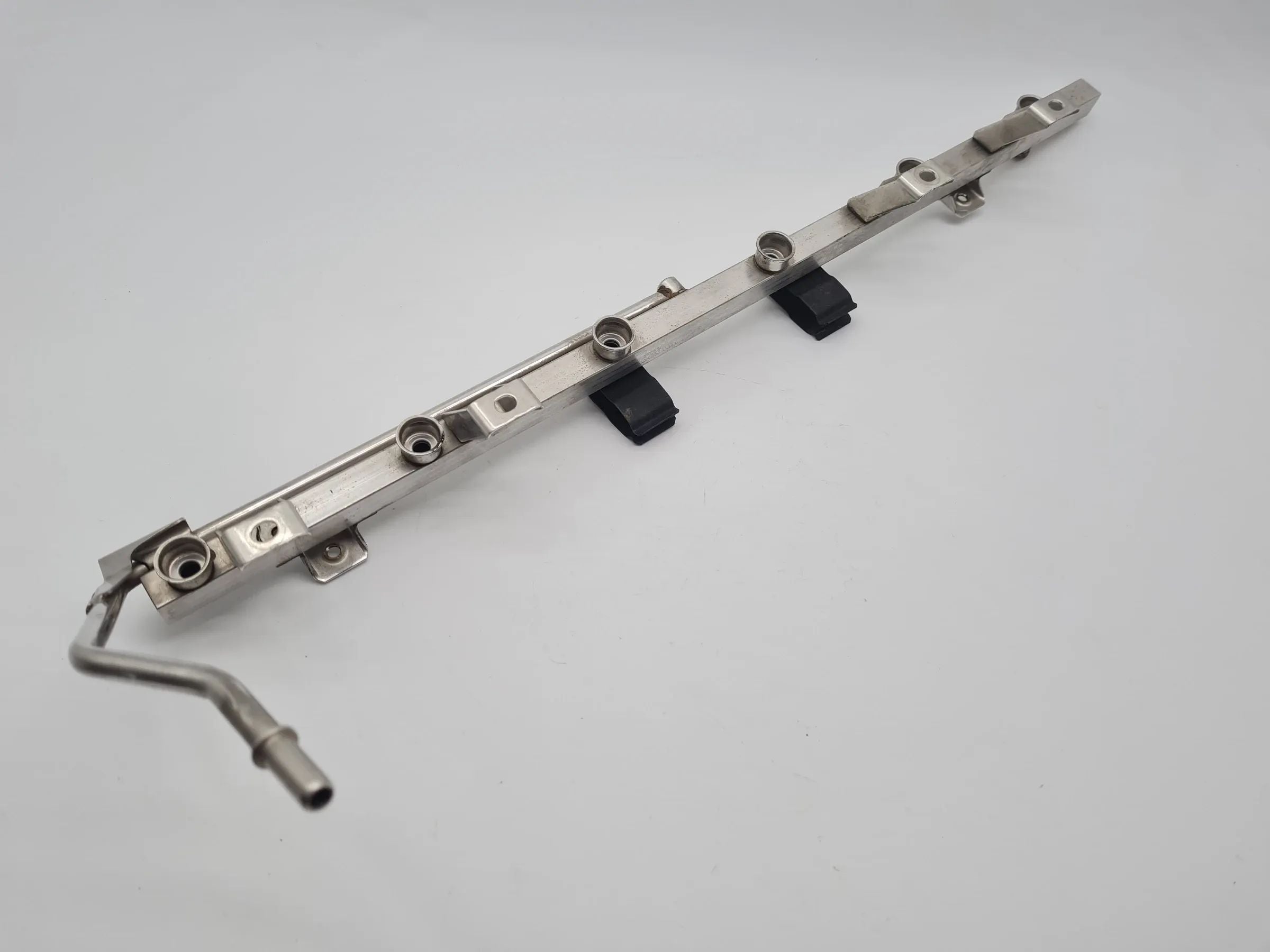 Original BMW 5er (E60/E61) Kraftstoffverteiler / Einspritzleiste 7541453