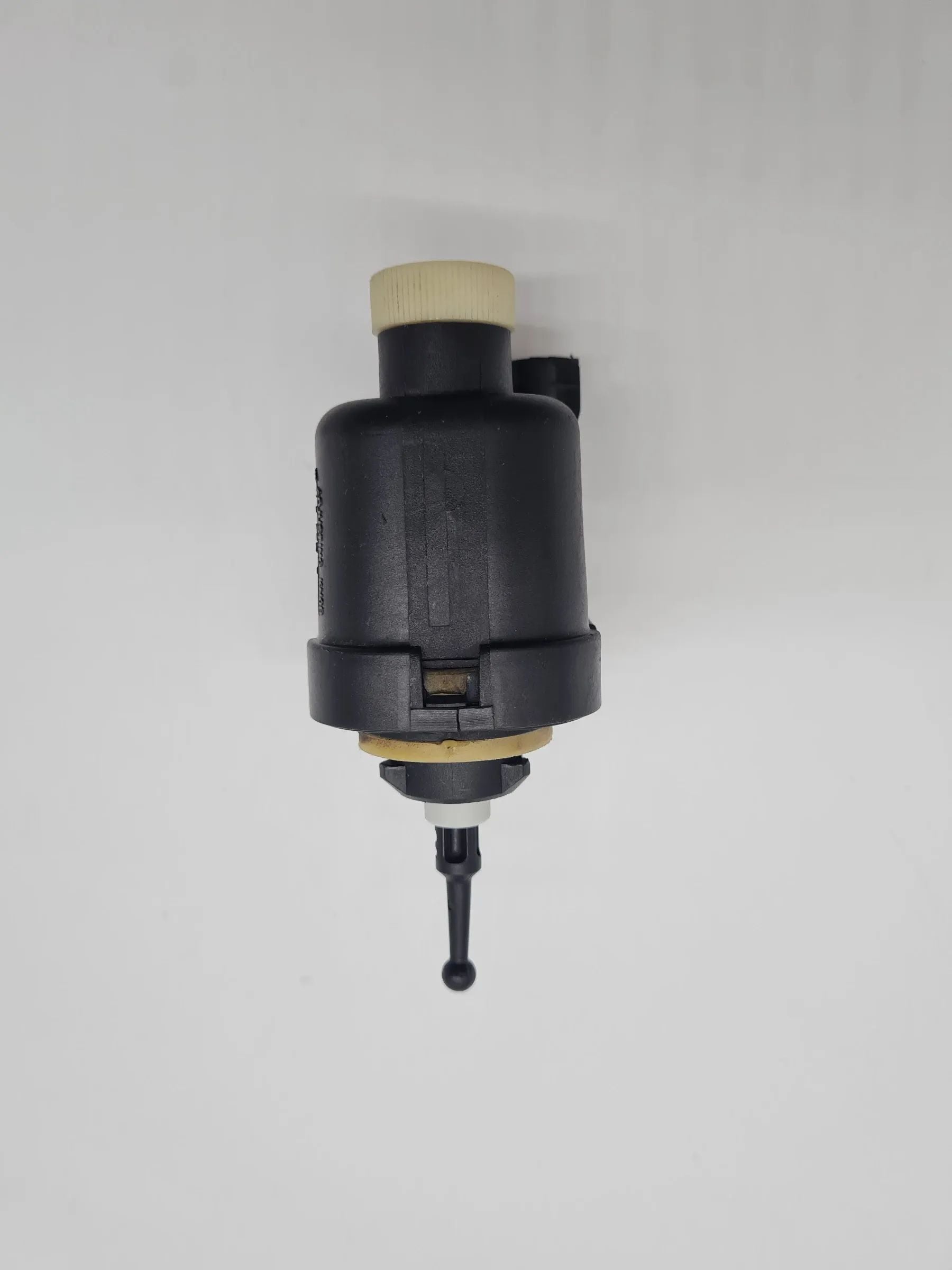 Original Opel Corsa B (S93) Stellmotor LWR Scheinwerfer L/R