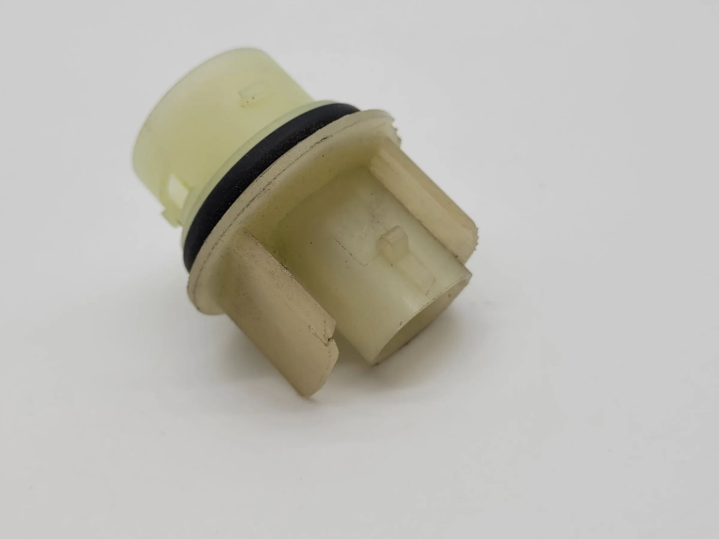 Título: Soporte de lámpara original Opel Corsa B (S93) intermitente / faro L/D