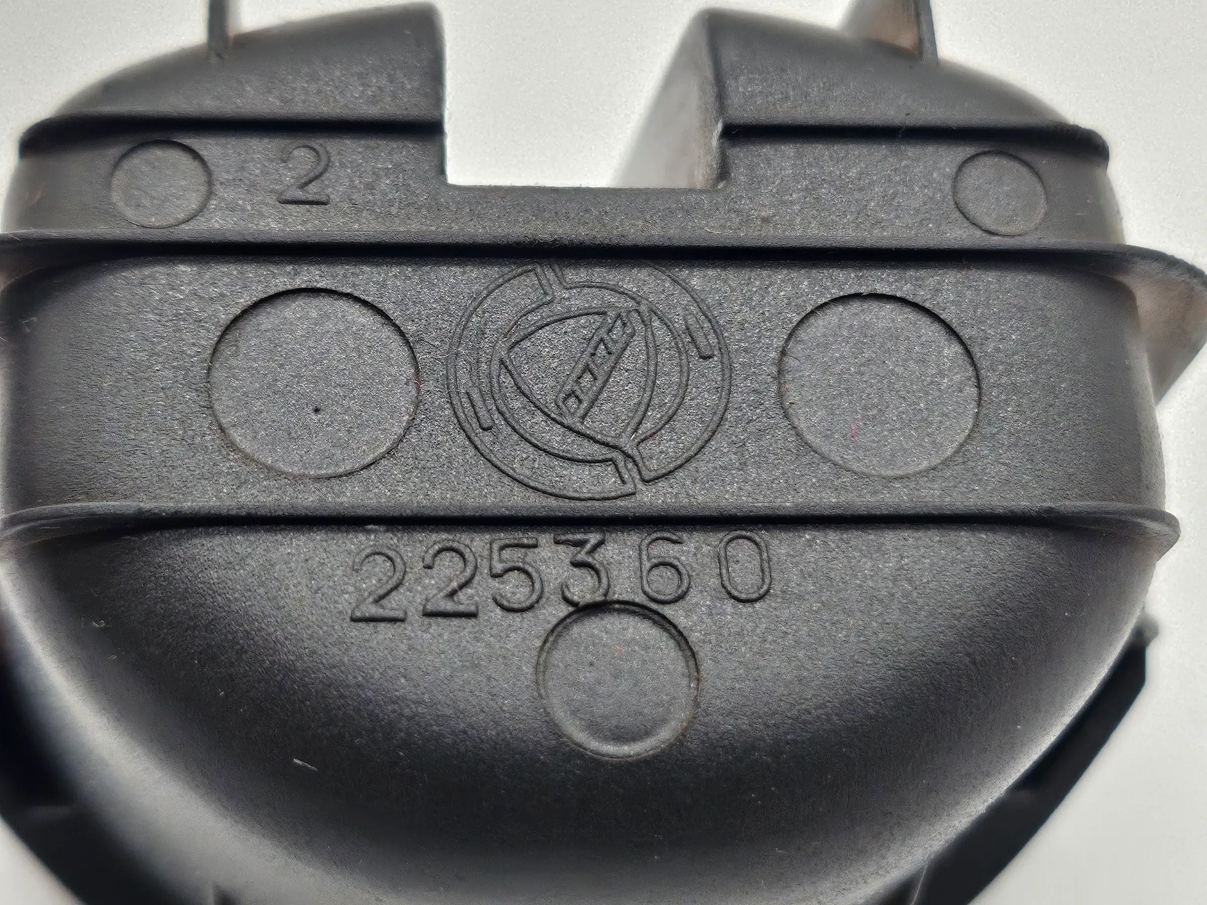 Original Fiat Punto 188 Aschenbecher Ascher  Einsatz 225360