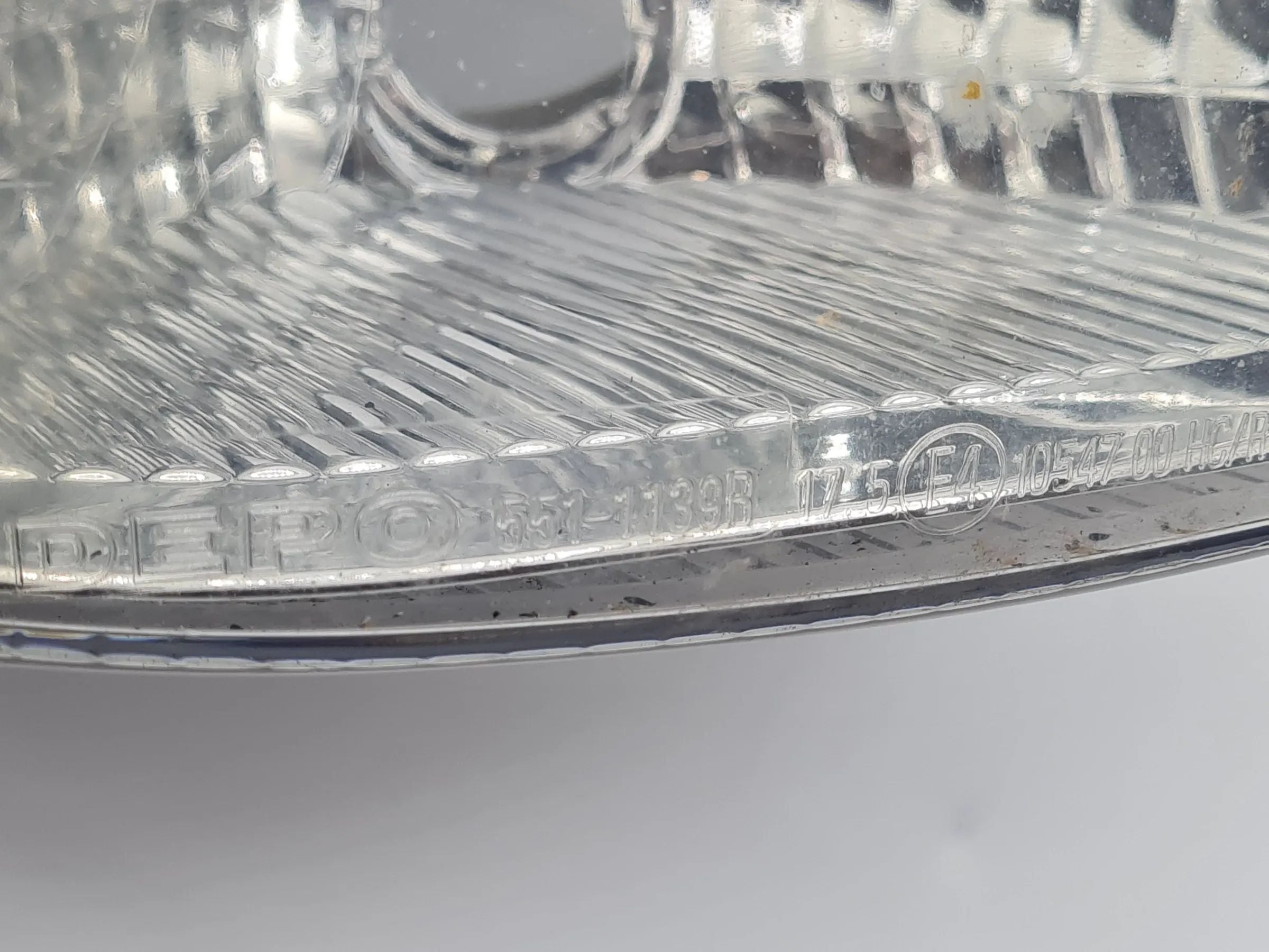 Renault Twingo I 1 (C06) Scheinwerfer Rechts 551-1139R / 7701049687