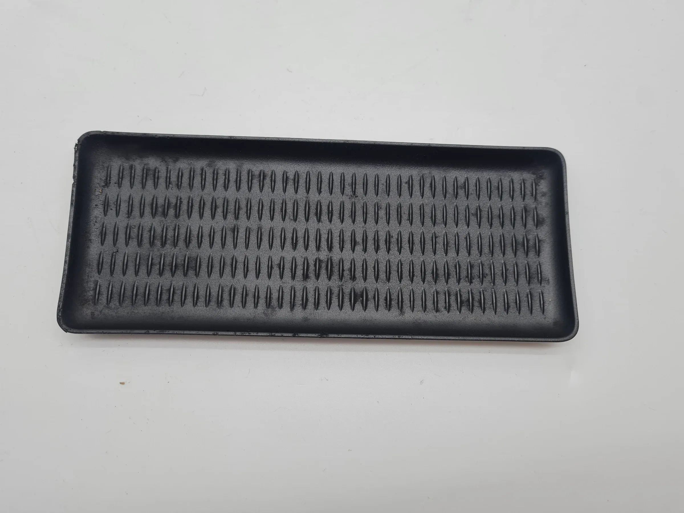 Original BMW 3er (E46) Gummi Matte Mittelkonsole 51.16-8242843