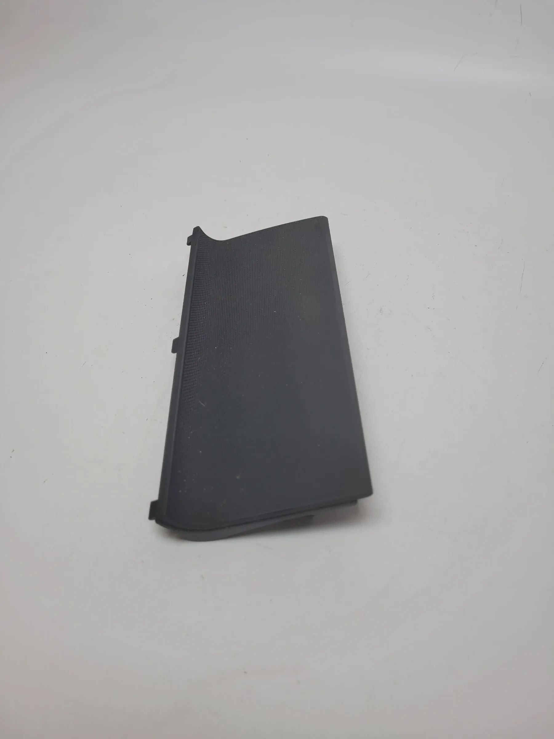 Original Audi A4 (8E/B6/B7) Blende Mittelkonsole 8e0864147