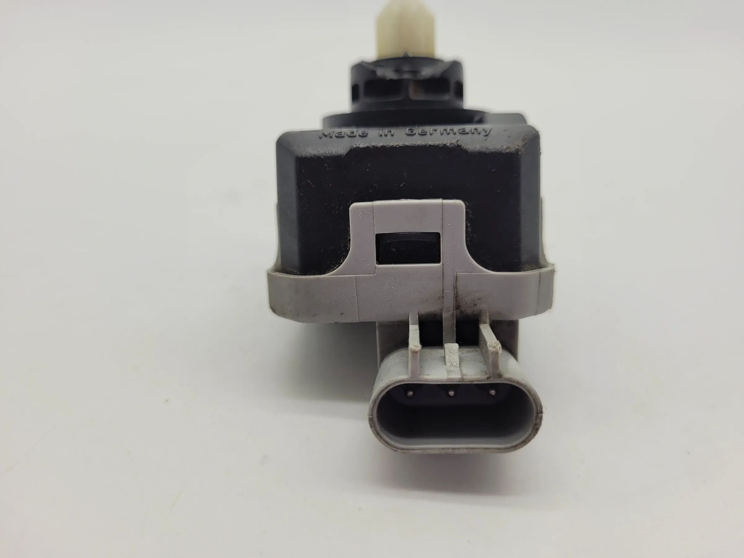 Original Opel Astra G (T98) Scheinwerfer Stellmotor LWR L/R 90590665