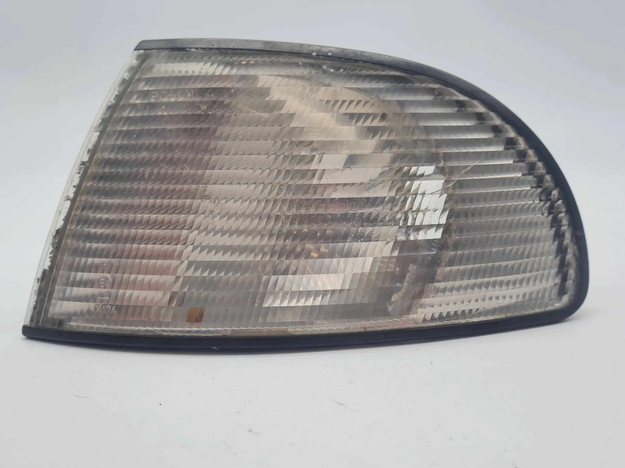 Original Audi A4 (8D2/8D5/B5) Scheinwerfer / Blinker Links 8D0953049A