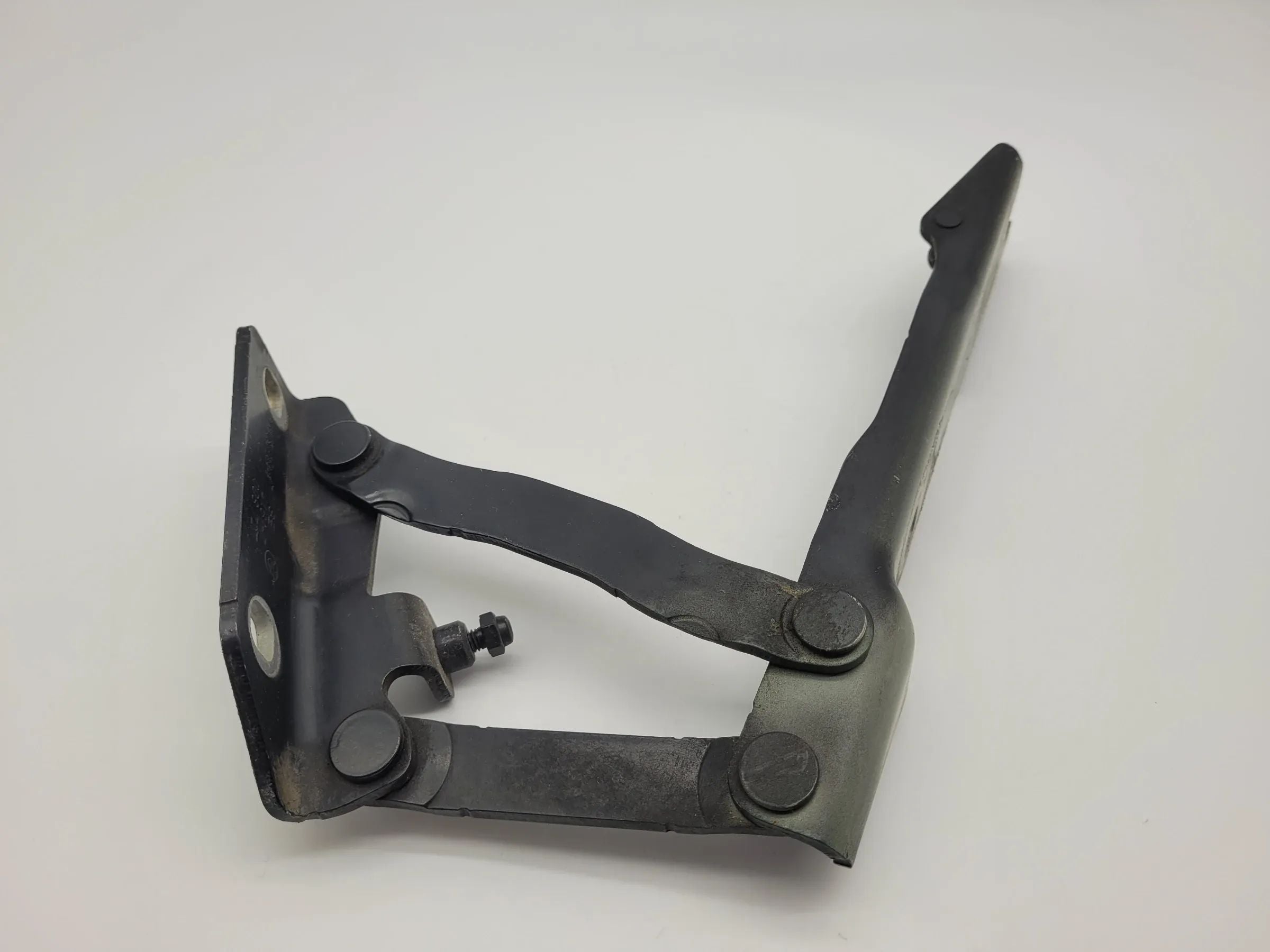 Original BMW 5er (E60/E61) Scharnier Motorhaube Vorne Links 41.61-7 008 727