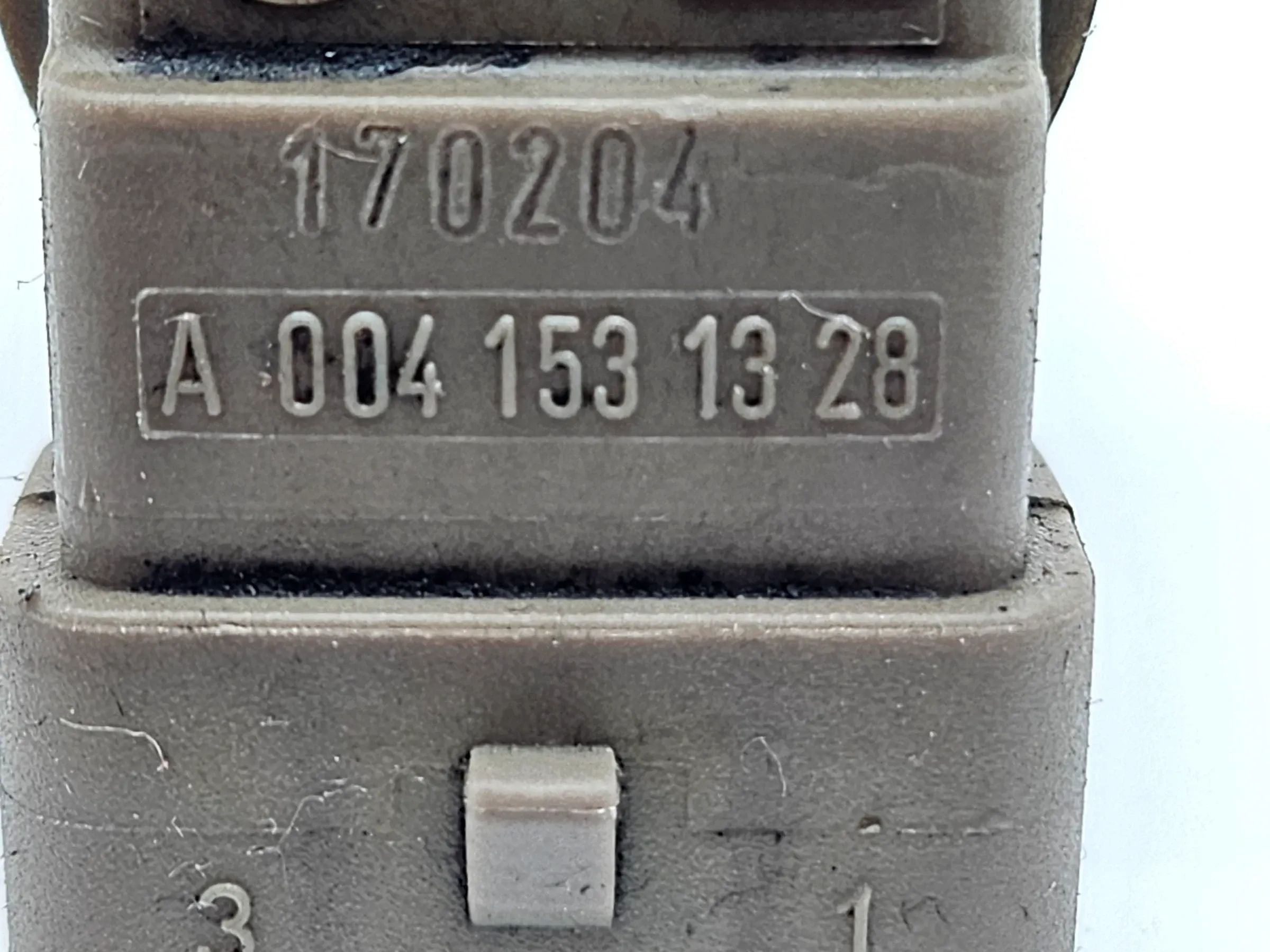 Orig Mercedes R170 SLK W208 W210 W203 Nockenwellensensor Impulsgeber A0041531328