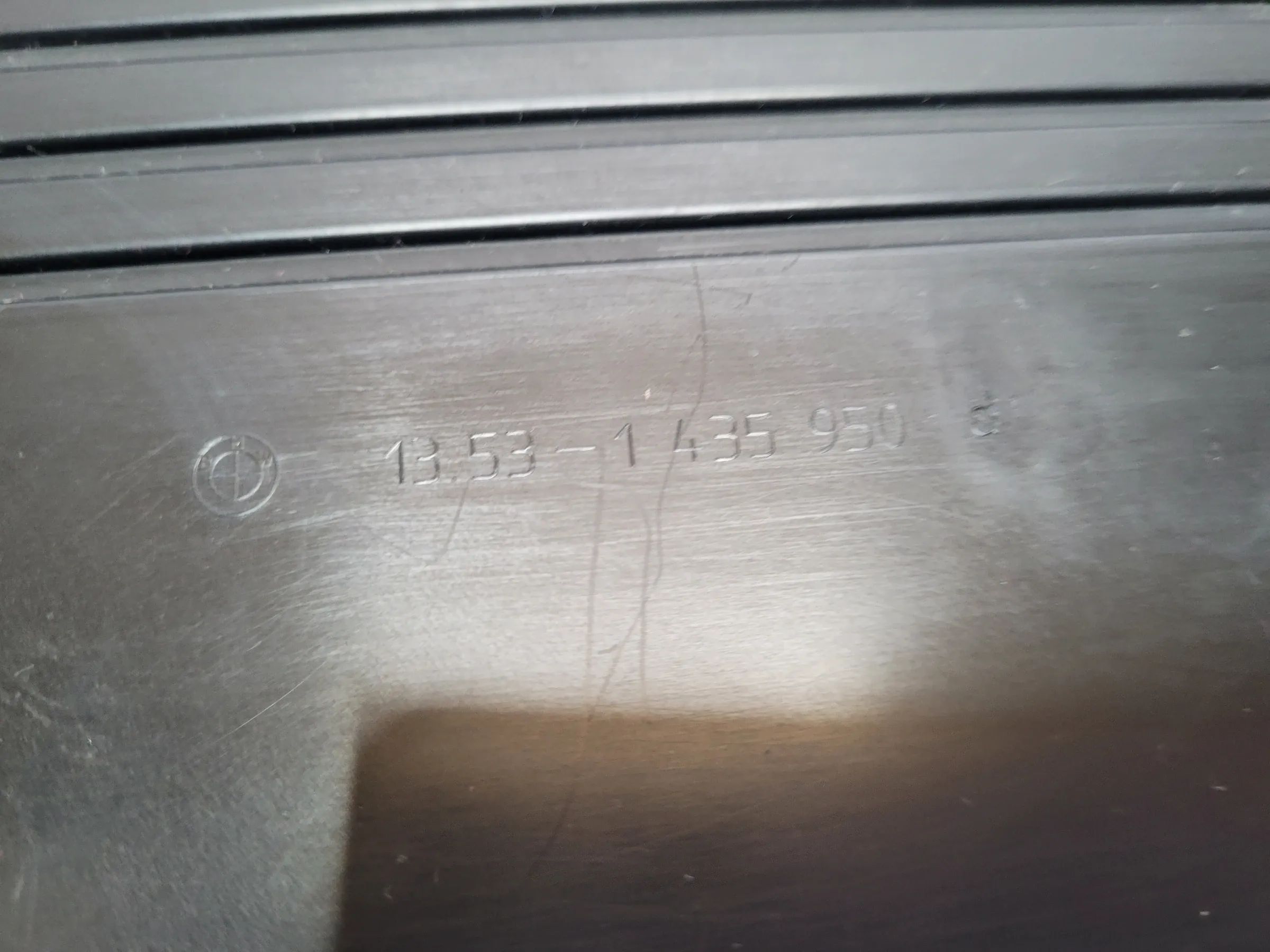 Original BMW (E36/E38/E39) Motorverkleidung Motordeckel 1435950